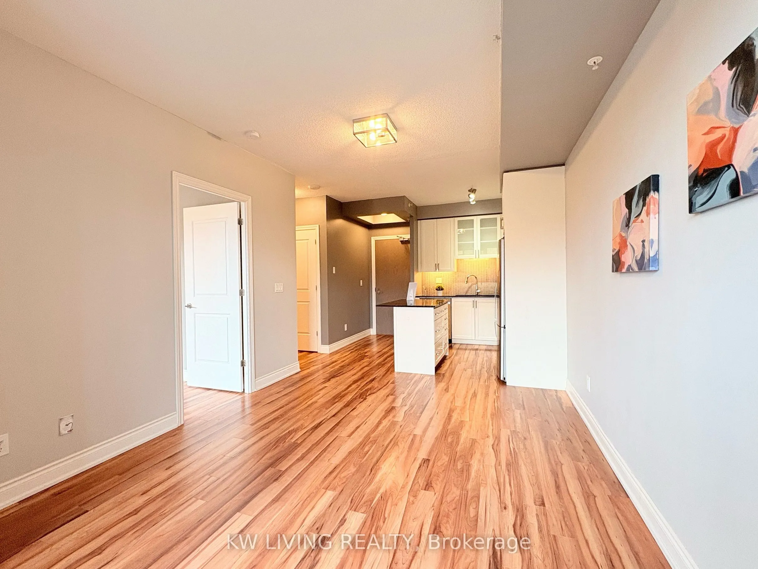 9088 Yonge Street, #509A