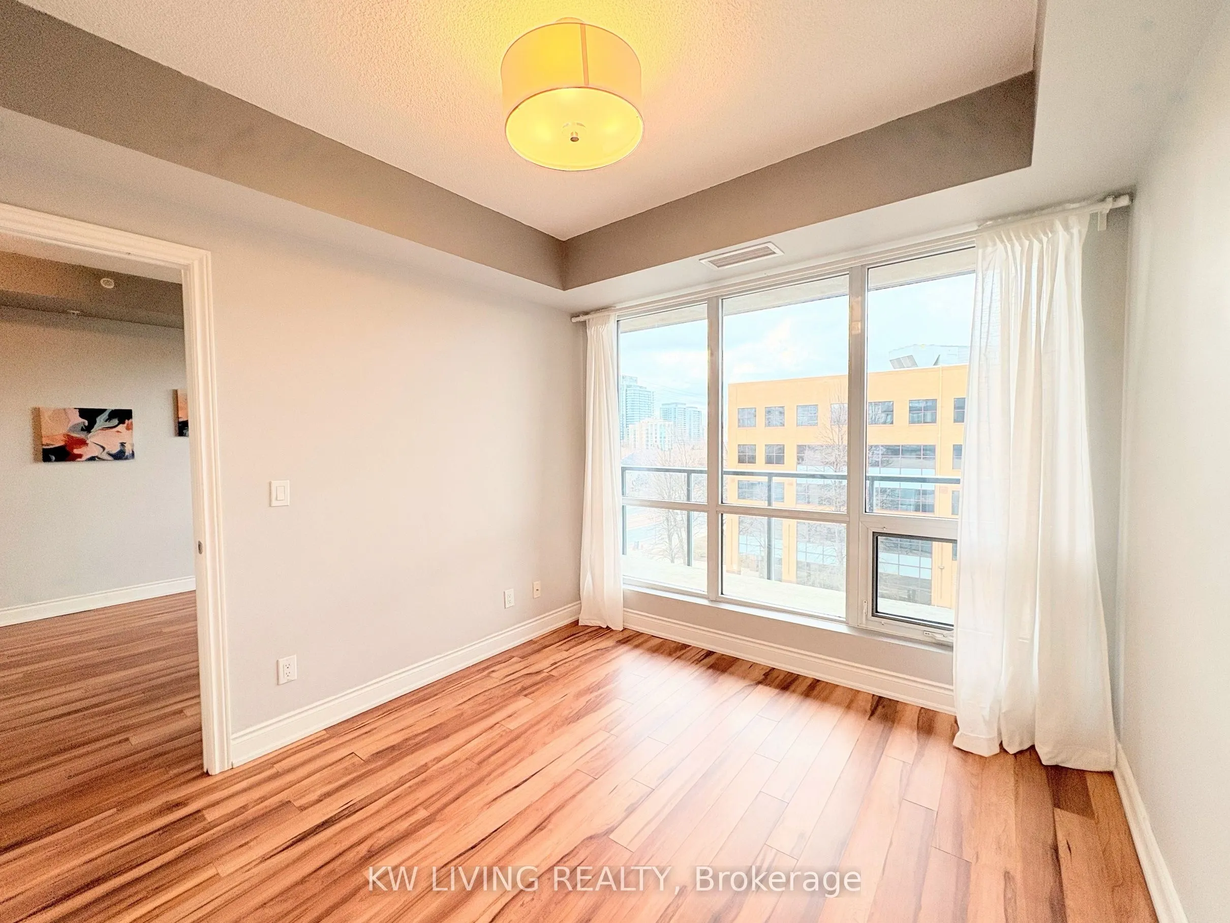 9088 Yonge Street, #509A