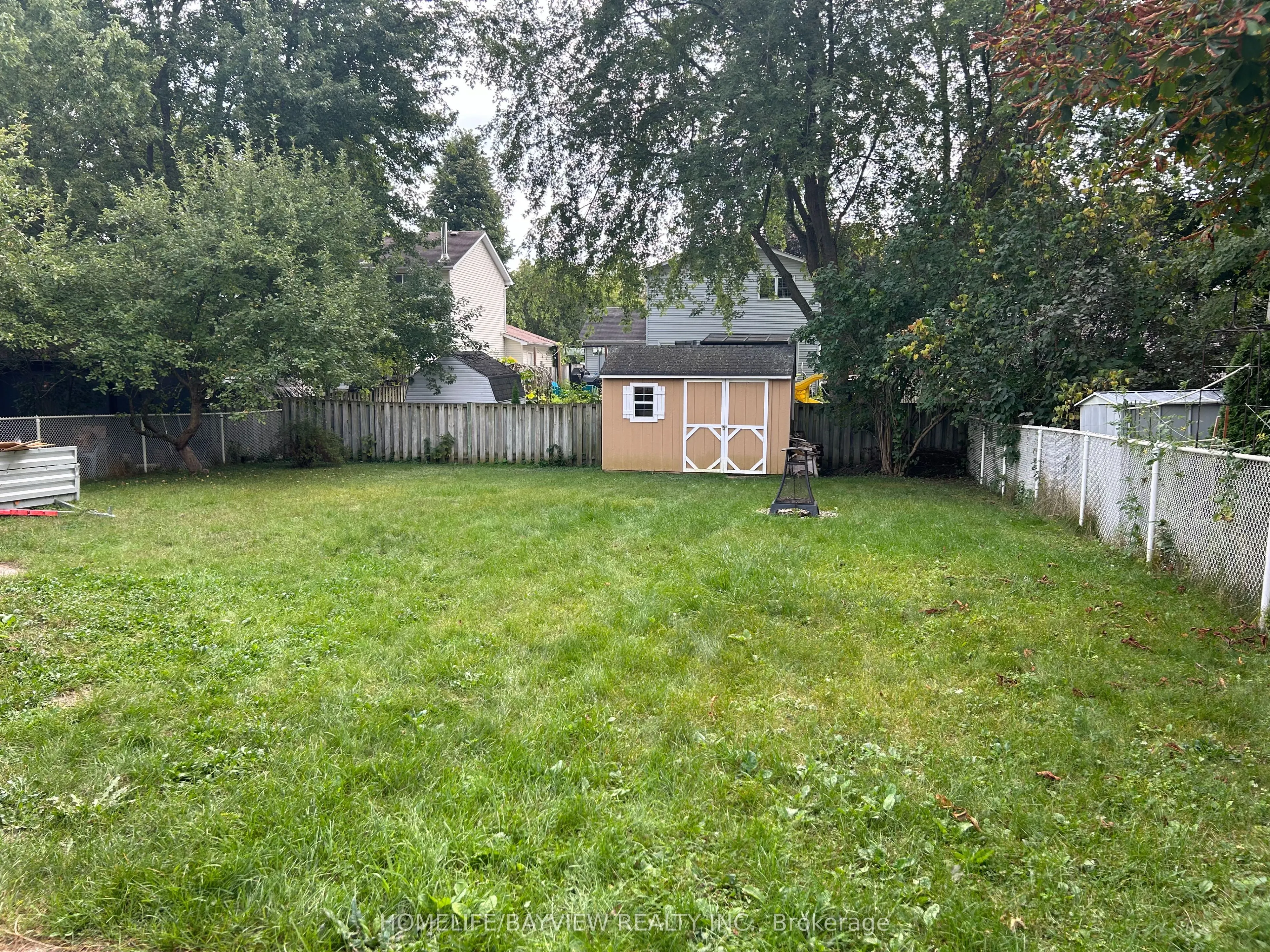 999 ANNA MARIA Avenue