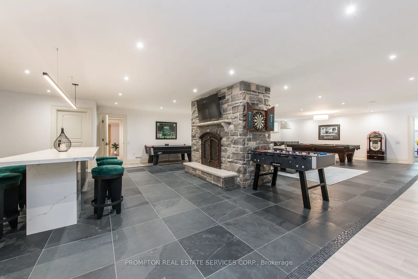 40 Golf Avenue