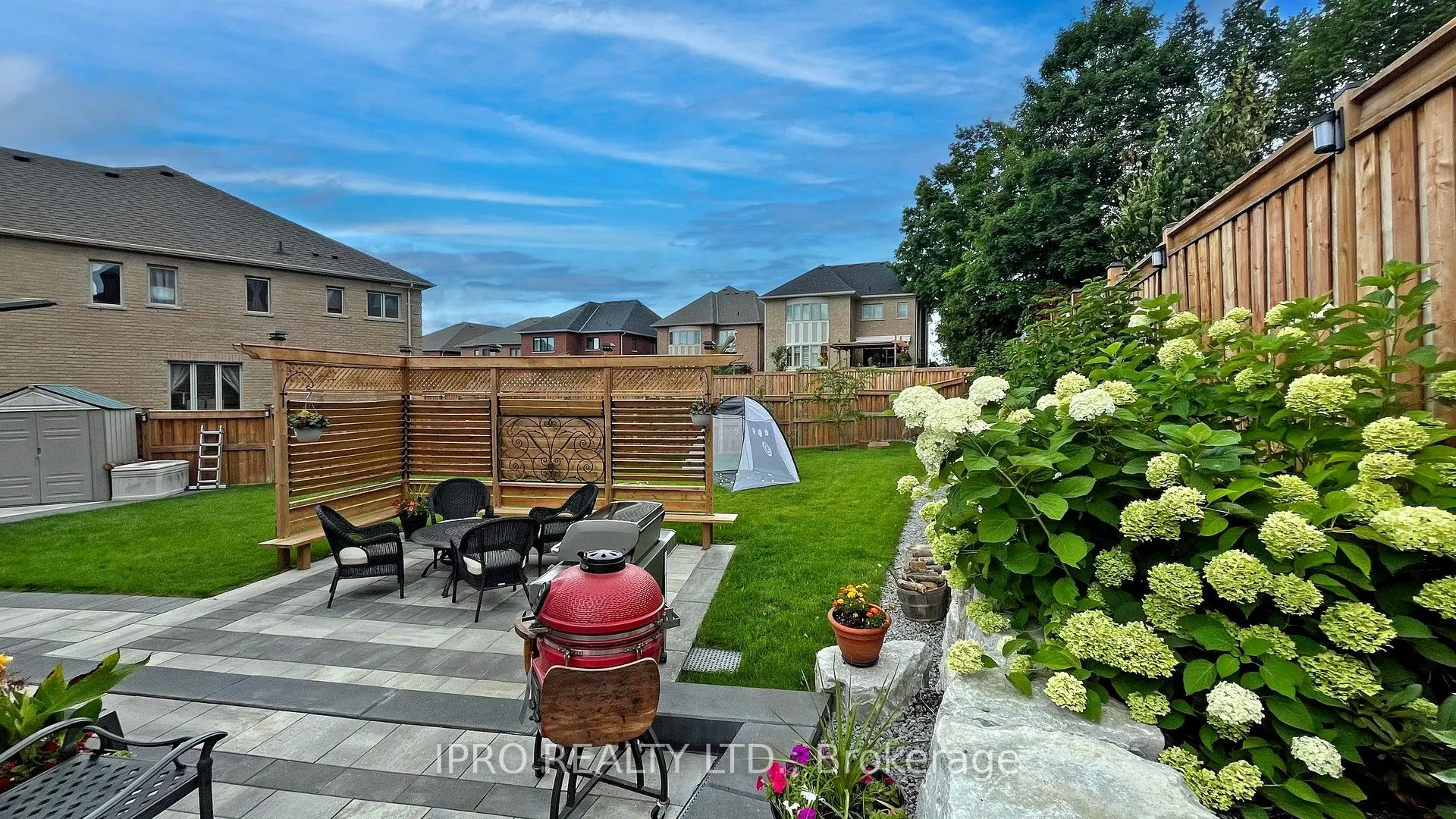 20 Clara May Avenue
