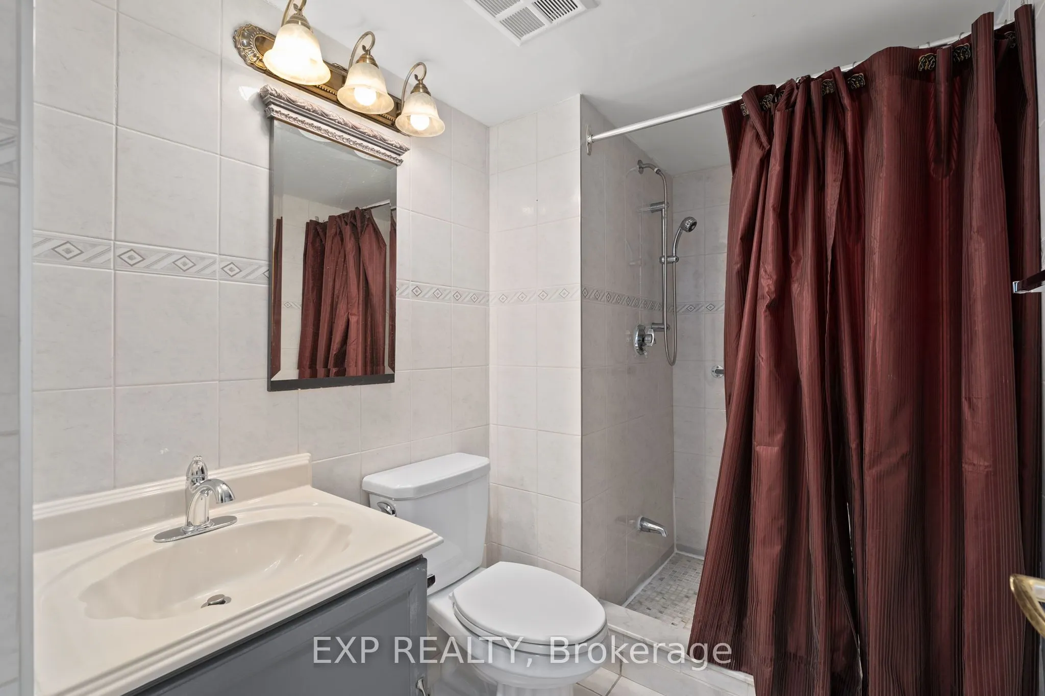 32 Clarissa Drive #521