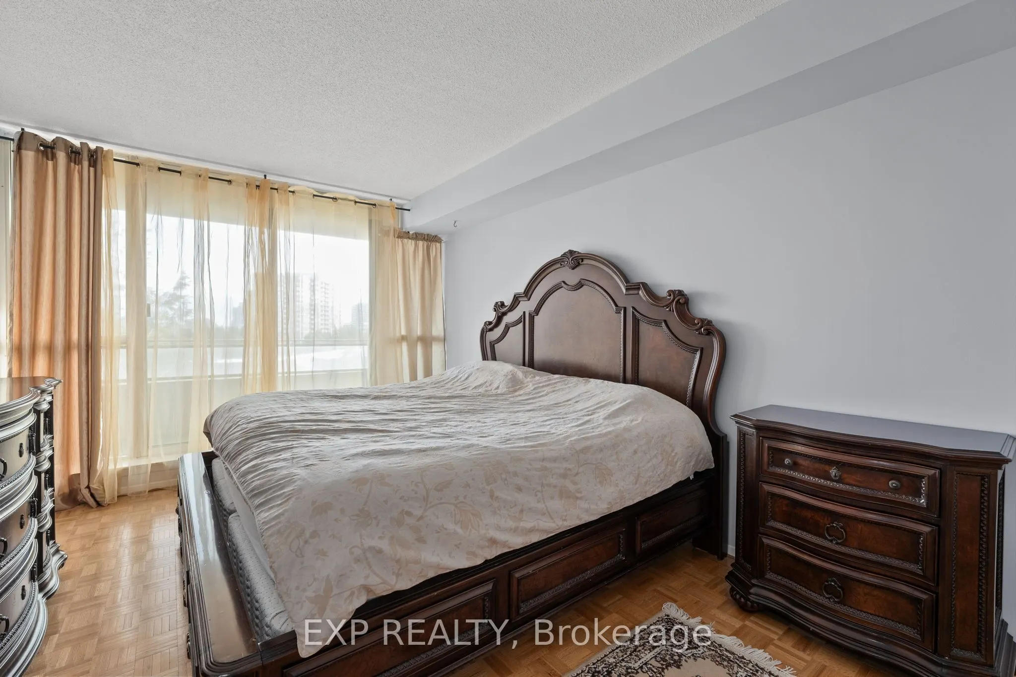 32 Clarissa Drive #521