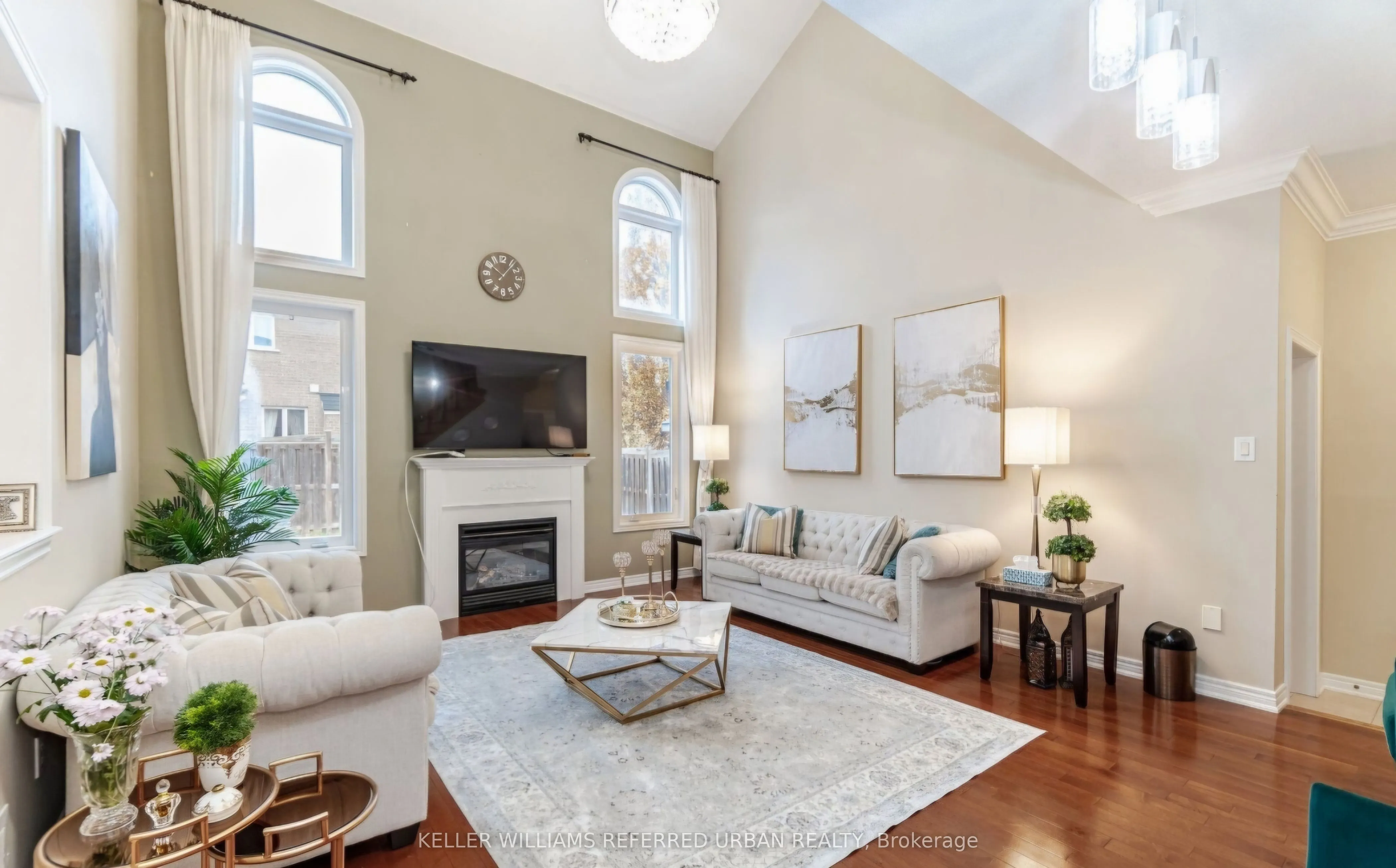 4 Hawkweed Manor