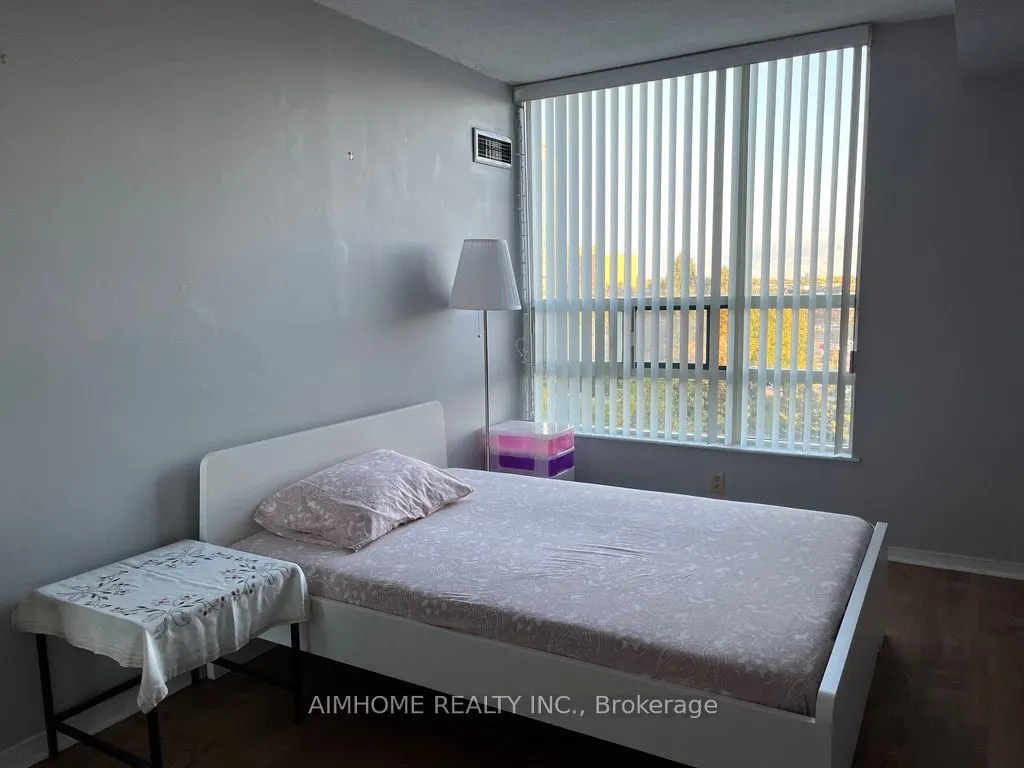 7805 Bayview Avenue #618