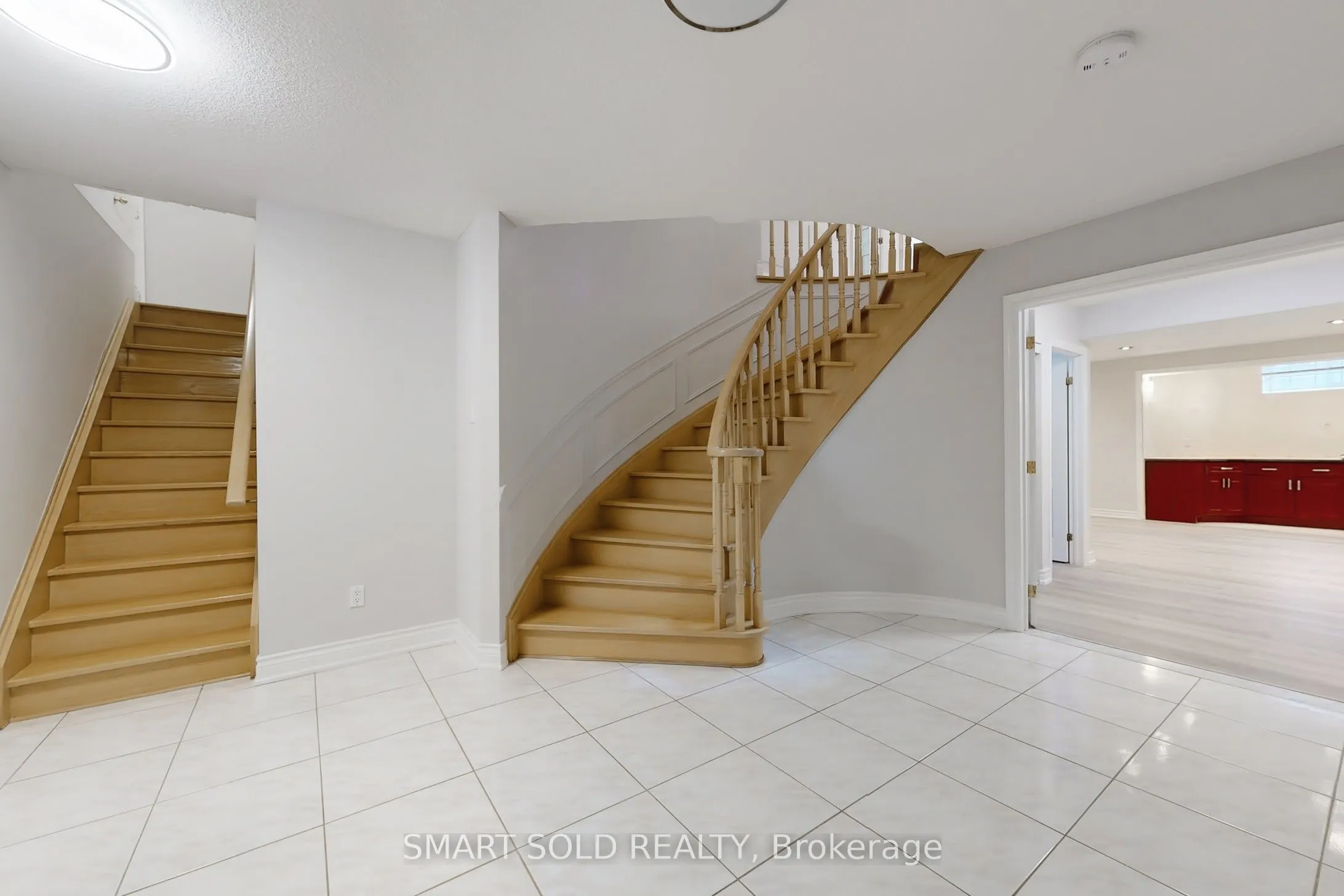31 Black Walnut Crescent