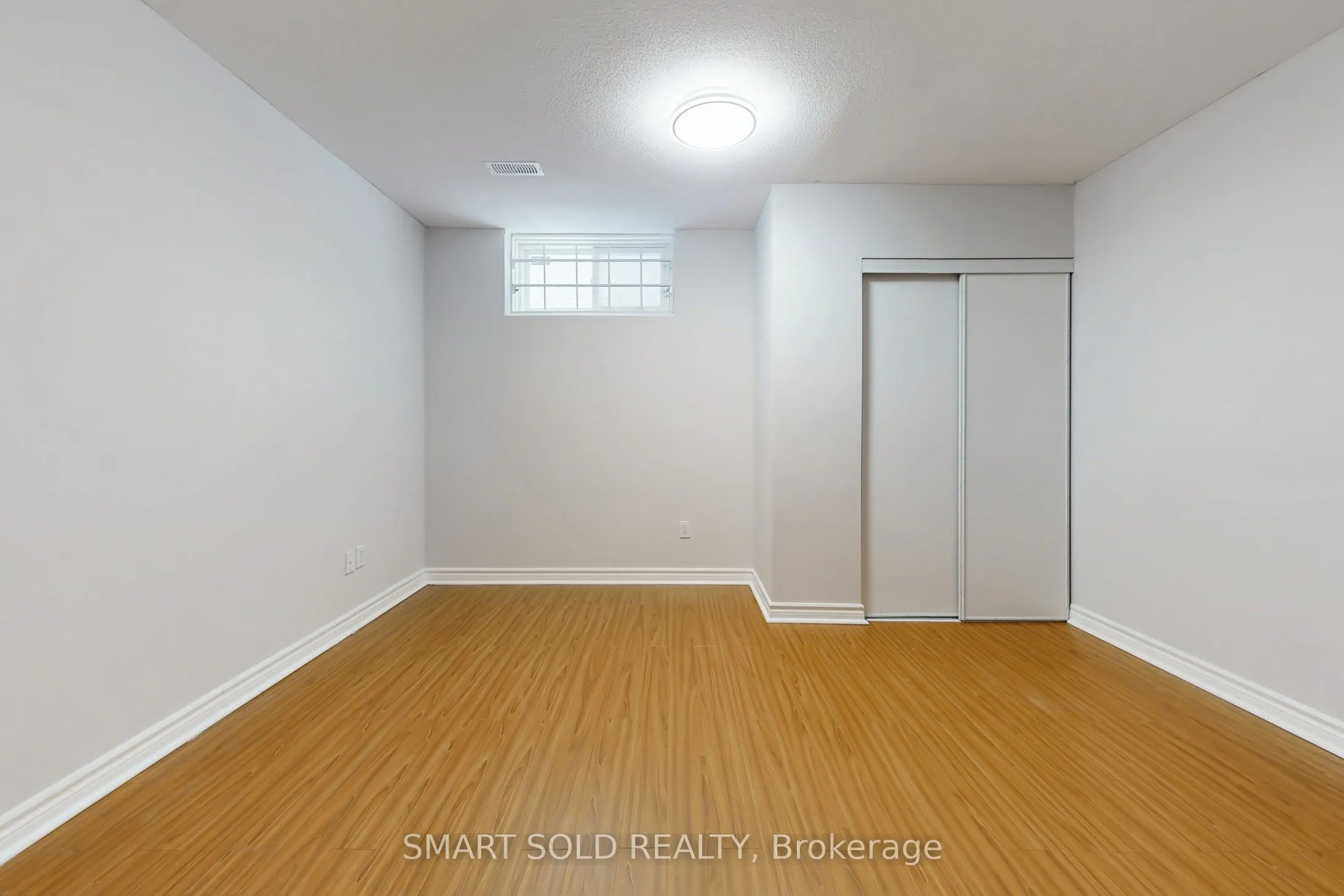 31 Black Walnut Crescent