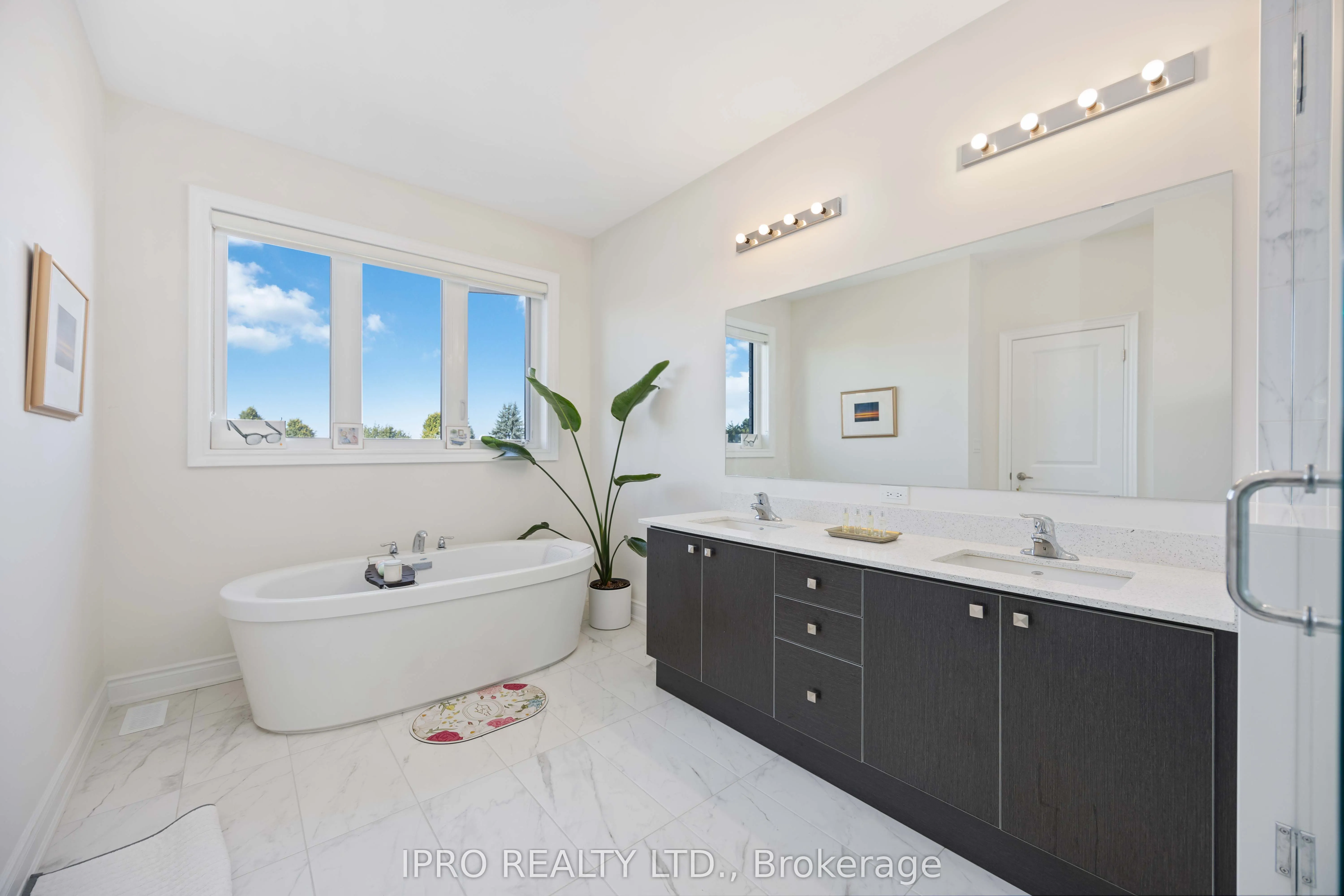 99 Black Walnut Court