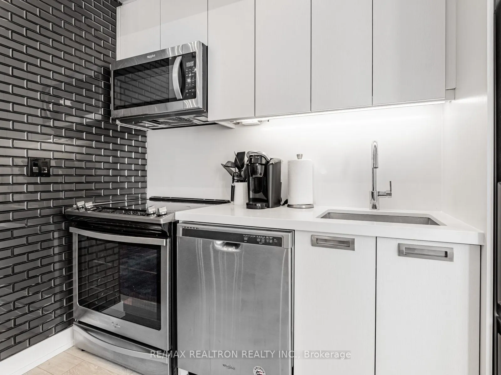 317 Broward Way, #114