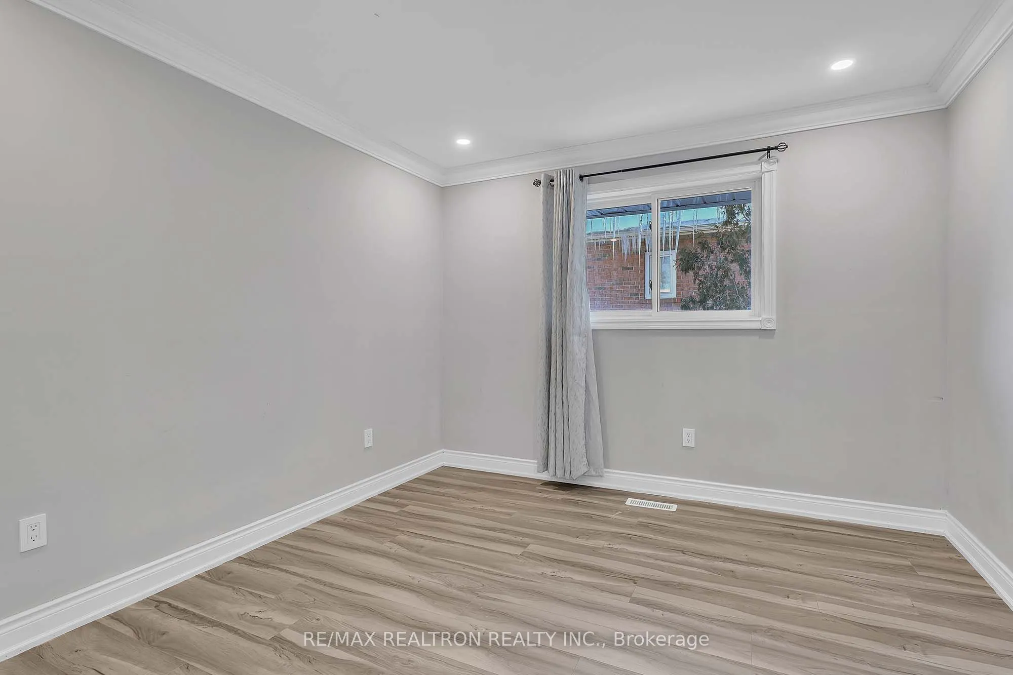 116 Weldrick Road W