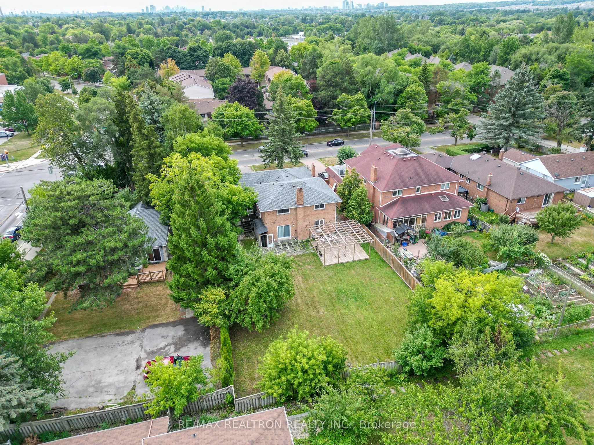 116 Weldrick Road W