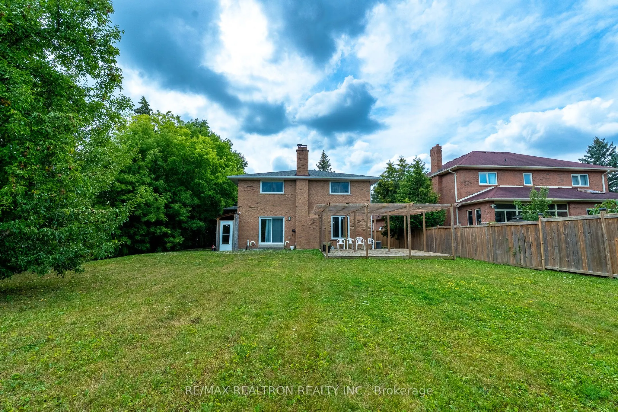 116 Weldrick Road W