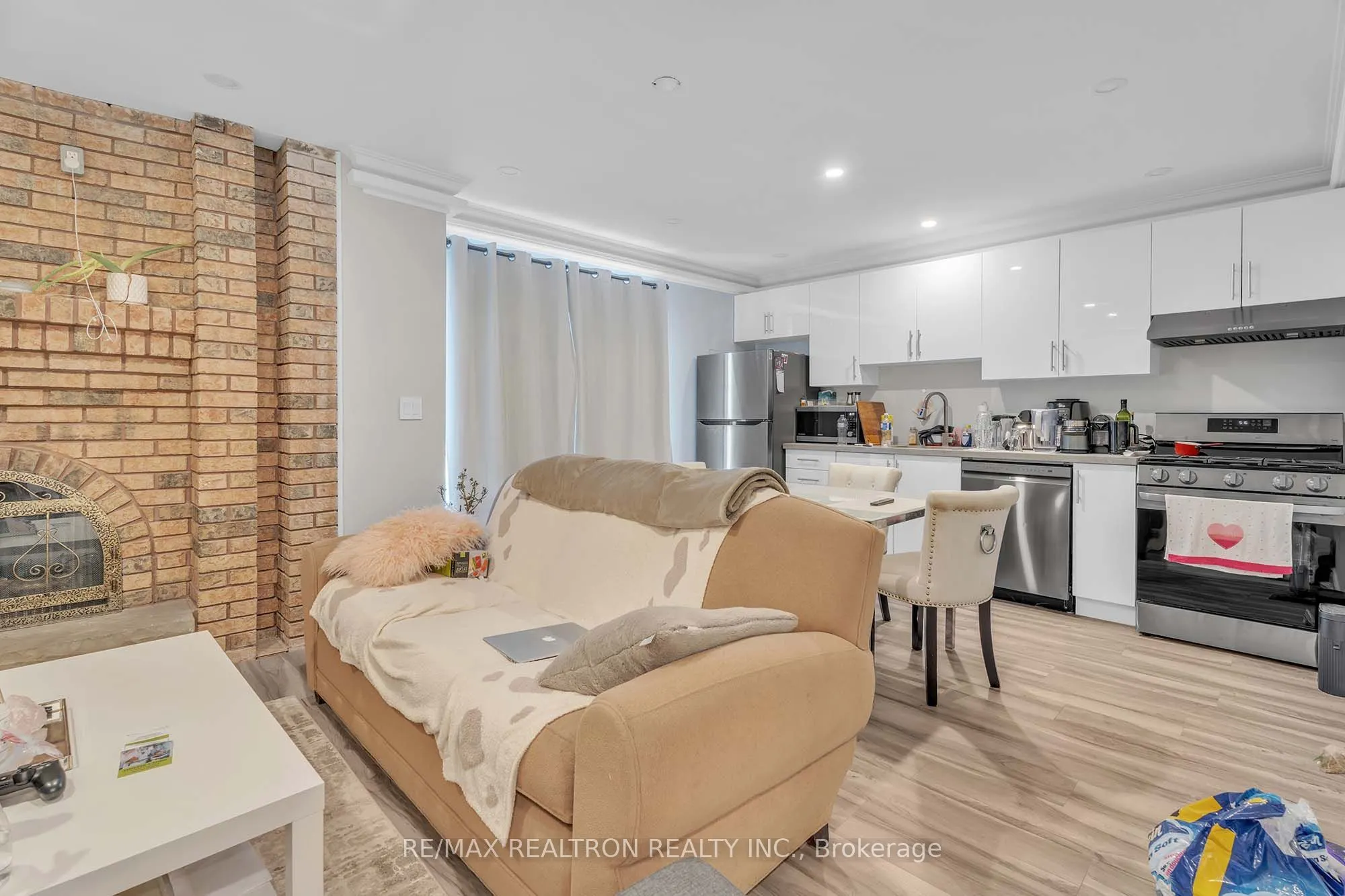 116 Weldrick Road W