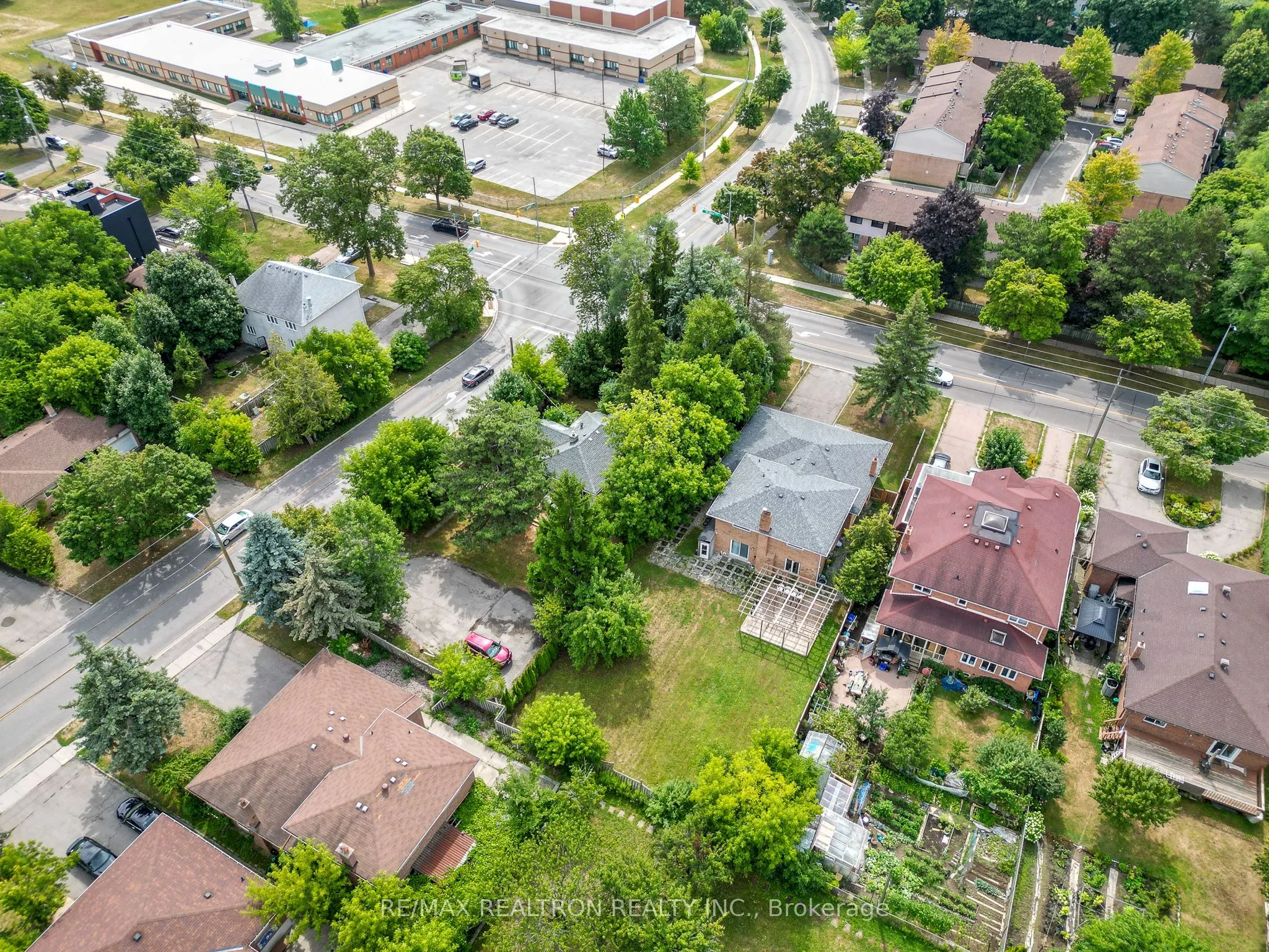 116 Weldrick Road W