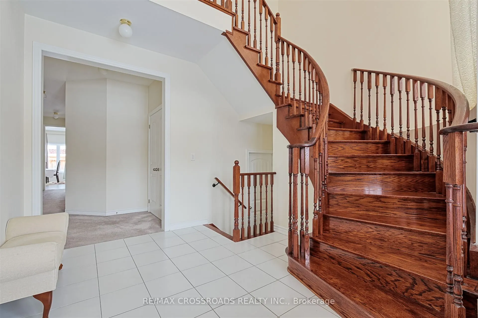 144 Gold Park Gate