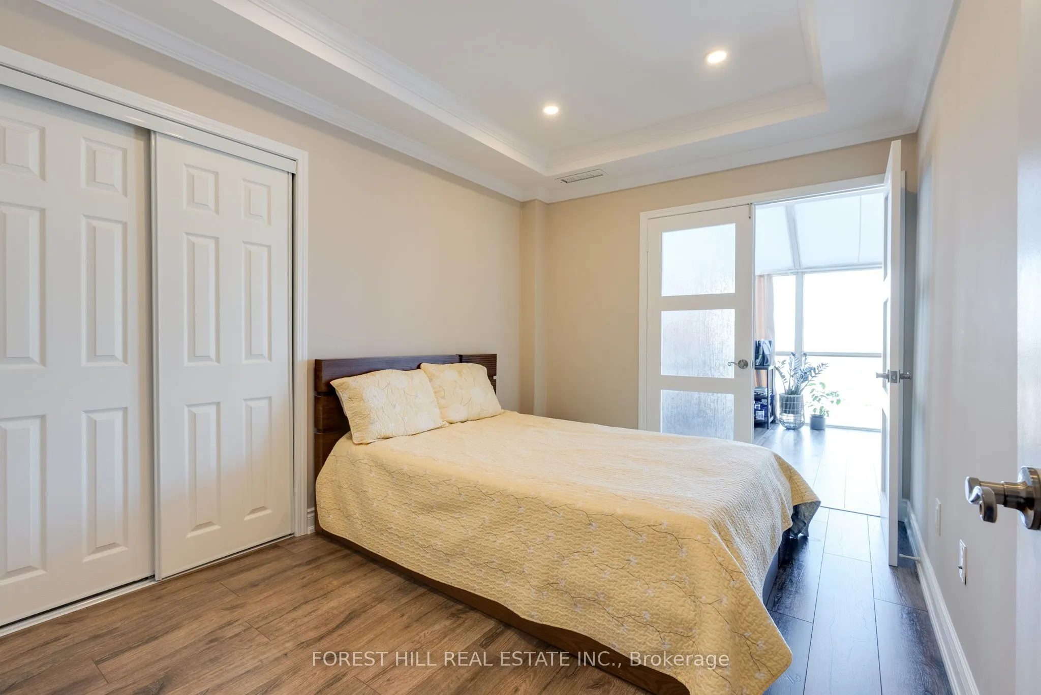 30 Harding Boulevard W #Ph01
