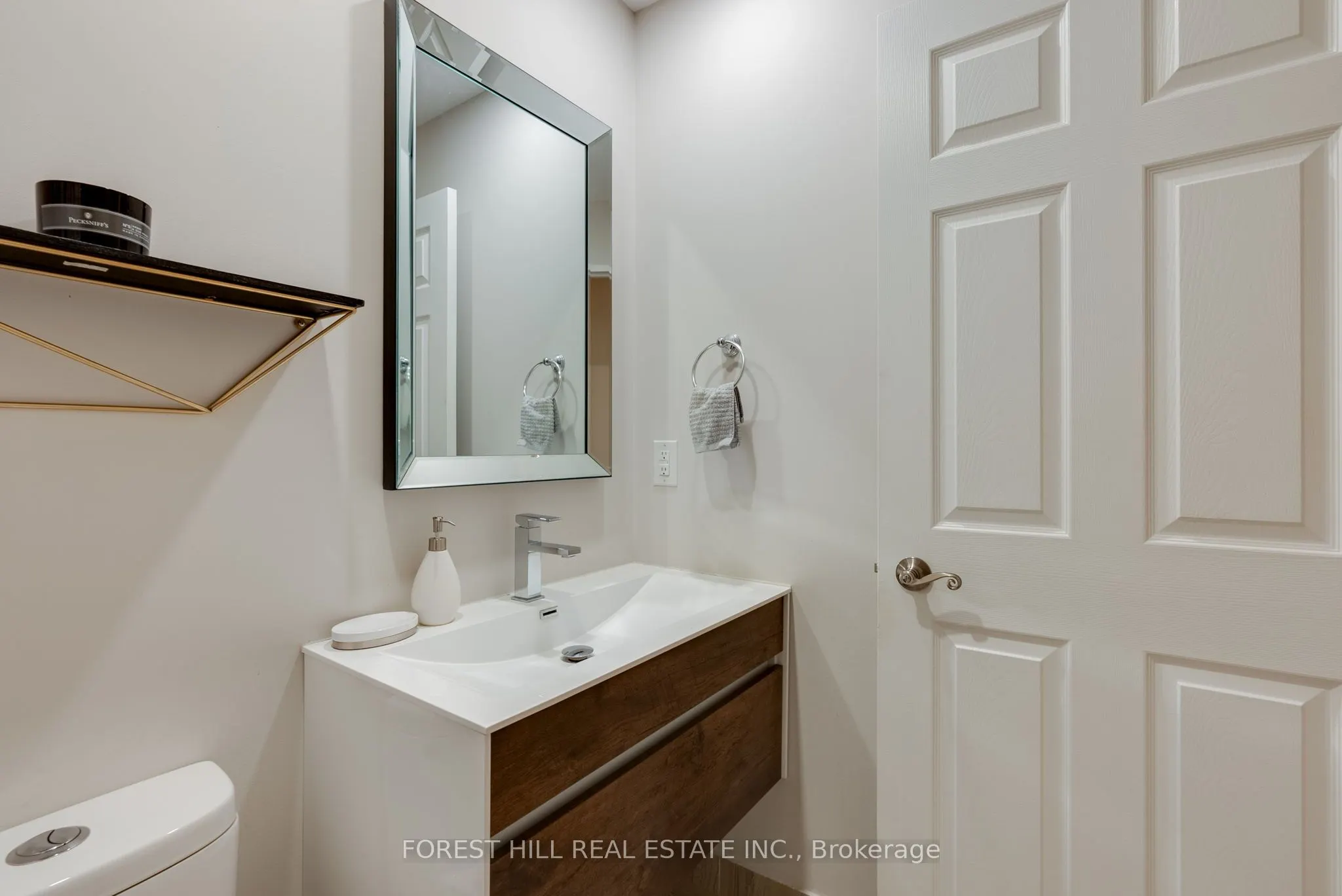 30 Harding Boulevard W #Ph01