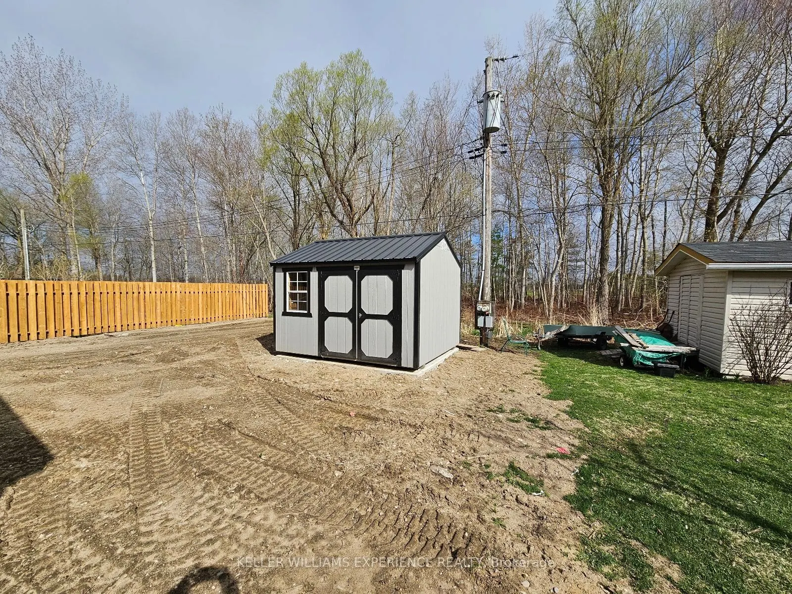 40 Shamrock Crescent