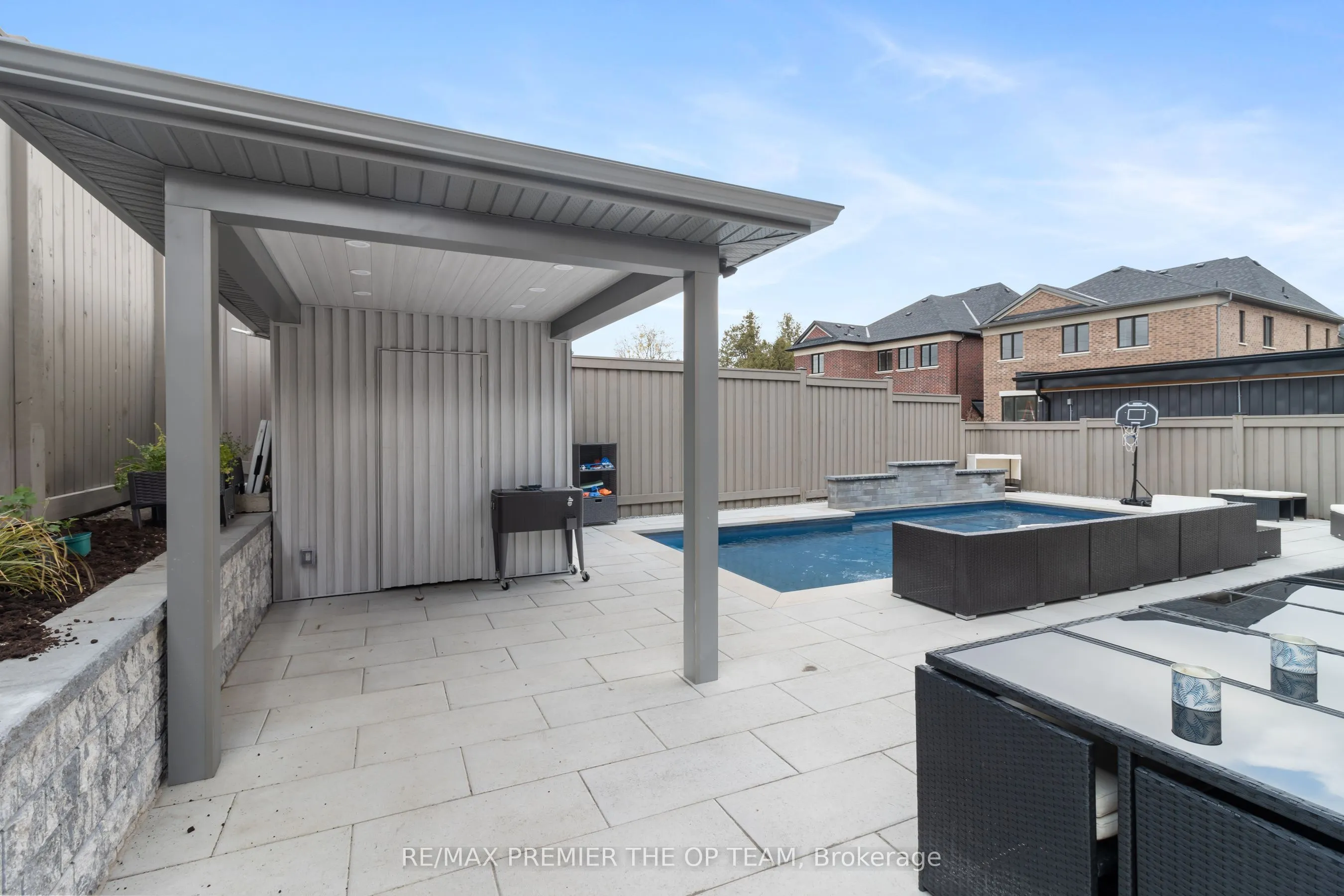 89 Rosshaven Crescent