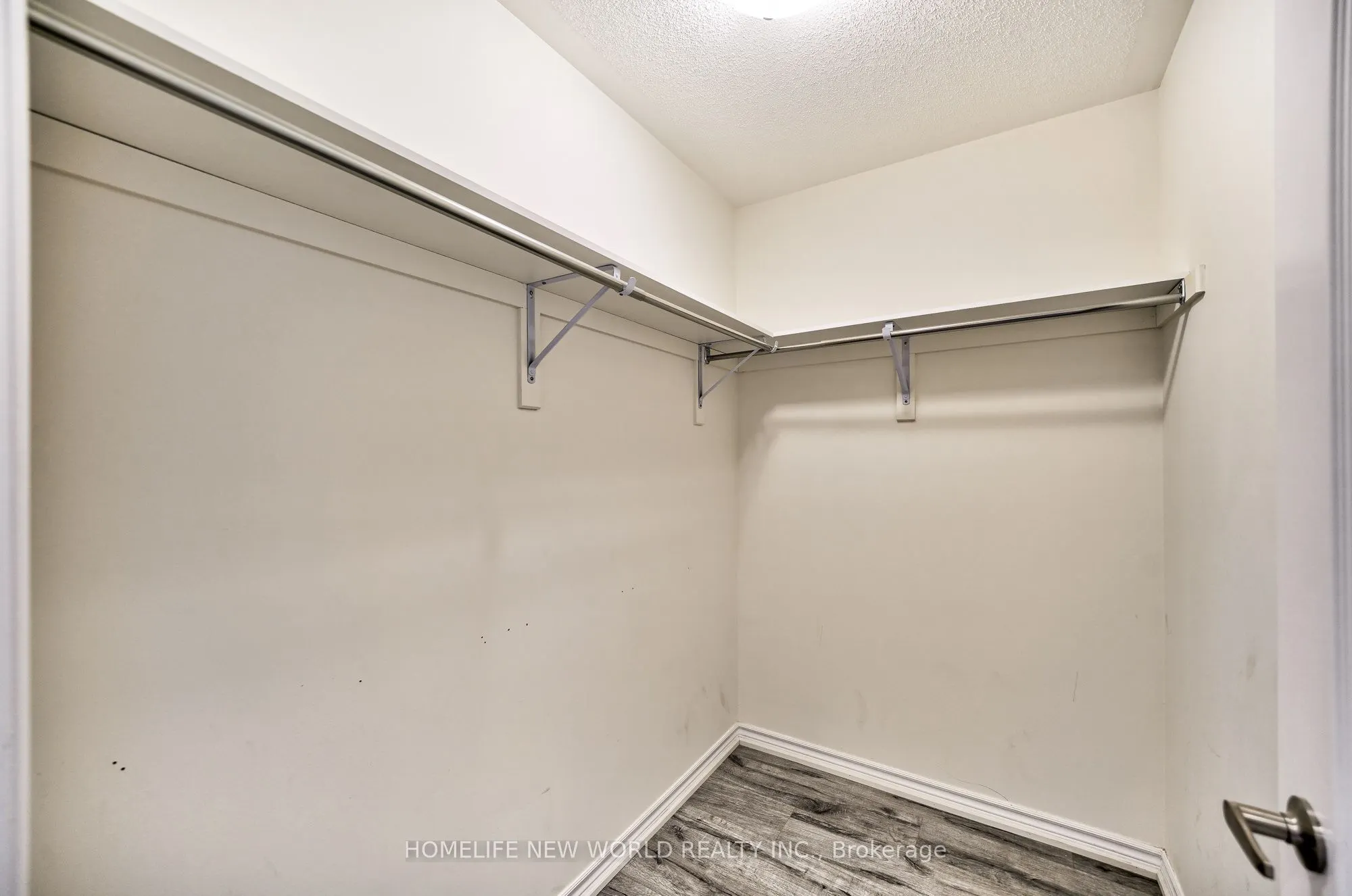 181 Parktree Drive #38
