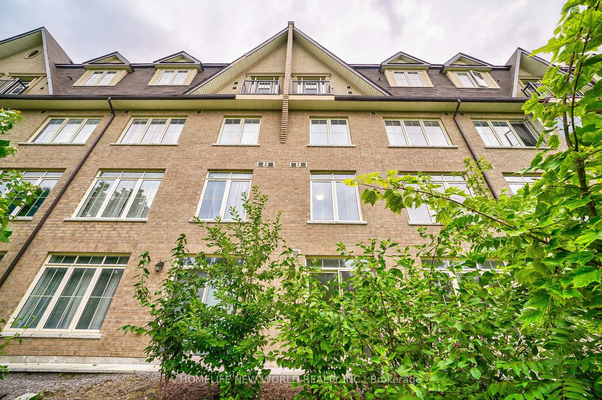 181 Parktree Drive #38