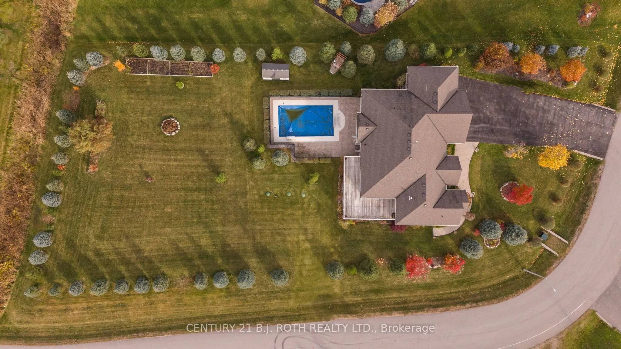 10 BROLLEY Crescent