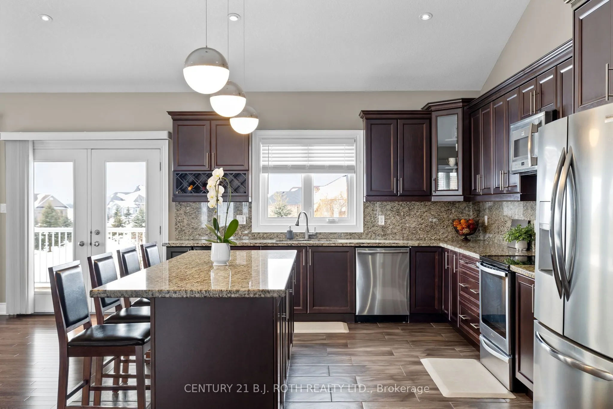 10 BROLLEY Crescent