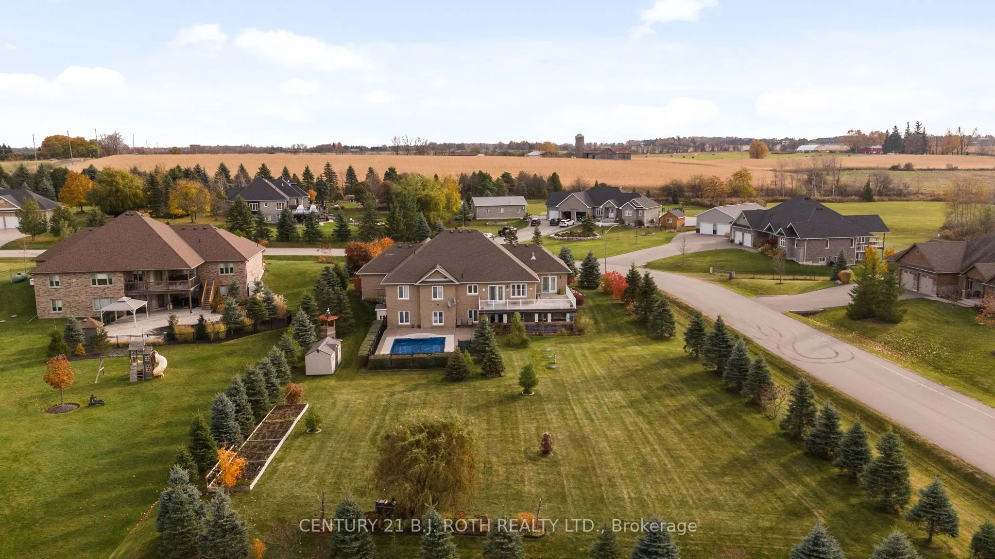 10 BROLLEY Crescent
