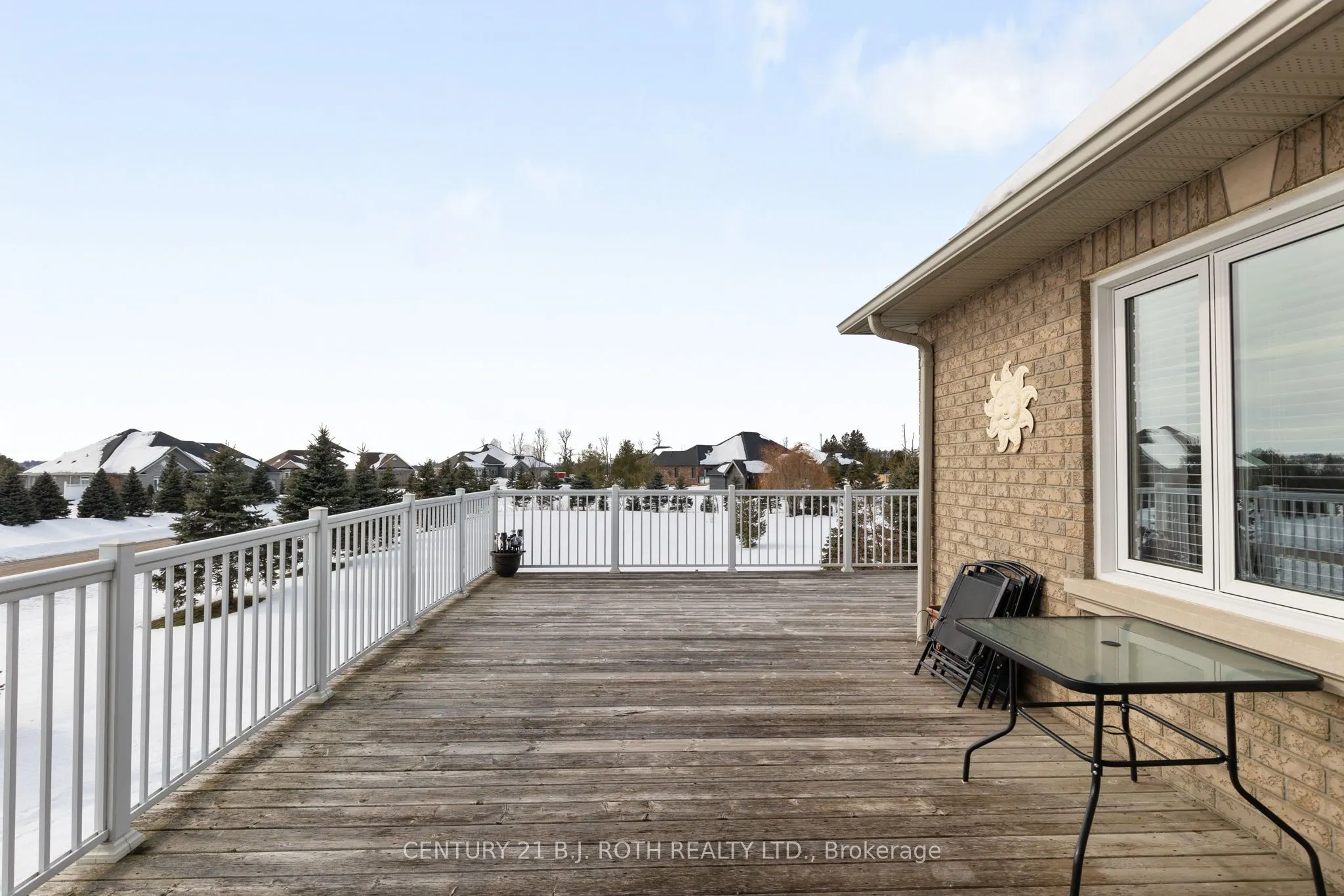 10 BROLLEY Crescent