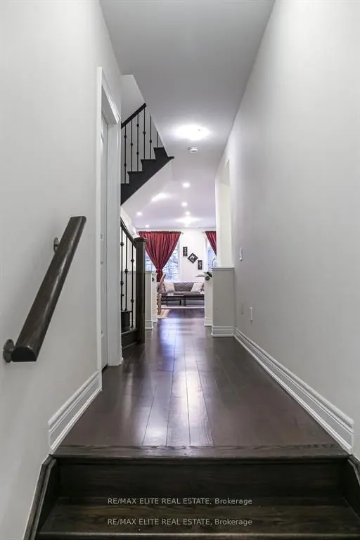 96 Drizzel Crescent