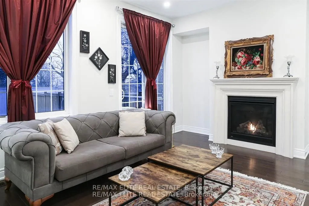 96 Drizzel Crescent