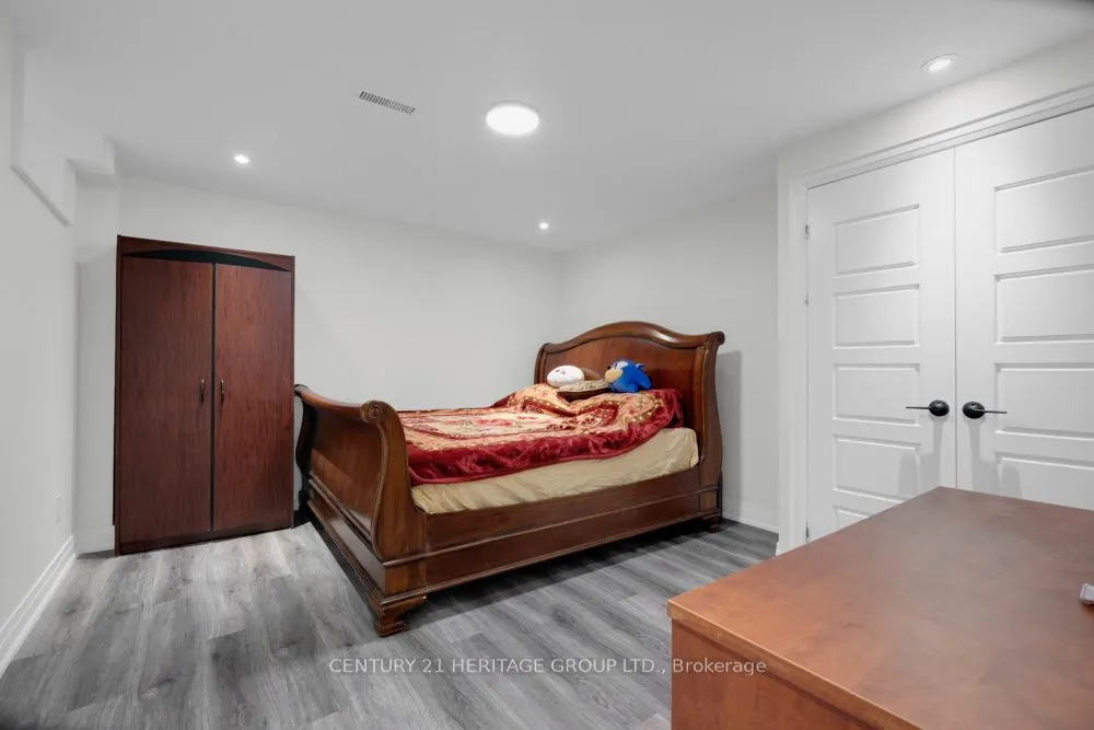 99 Benjamin Drive