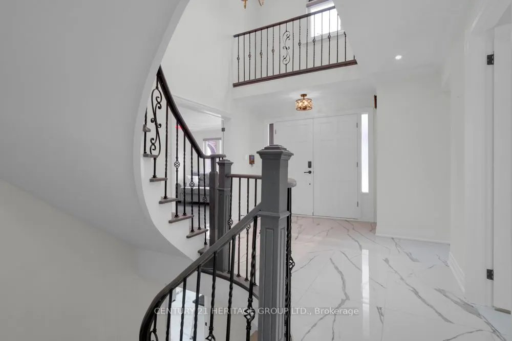 99 Benjamin Drive