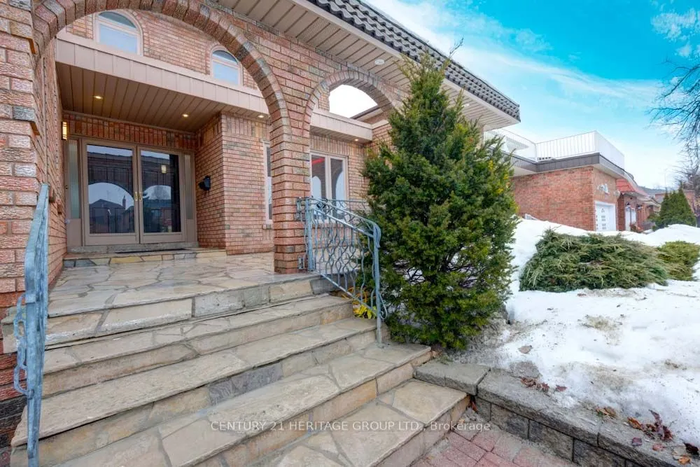 99 Benjamin Drive