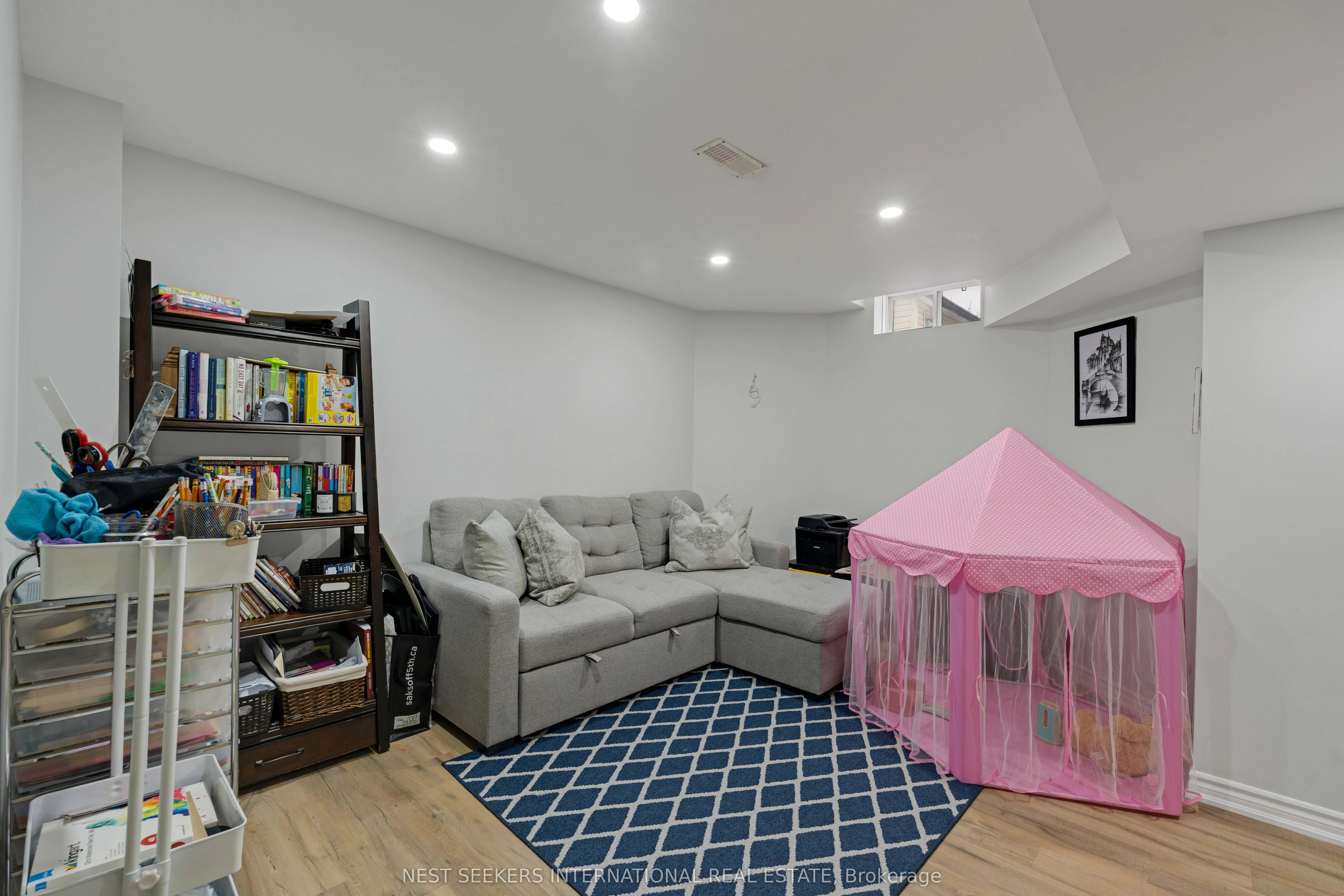 62 Legnano Crescent