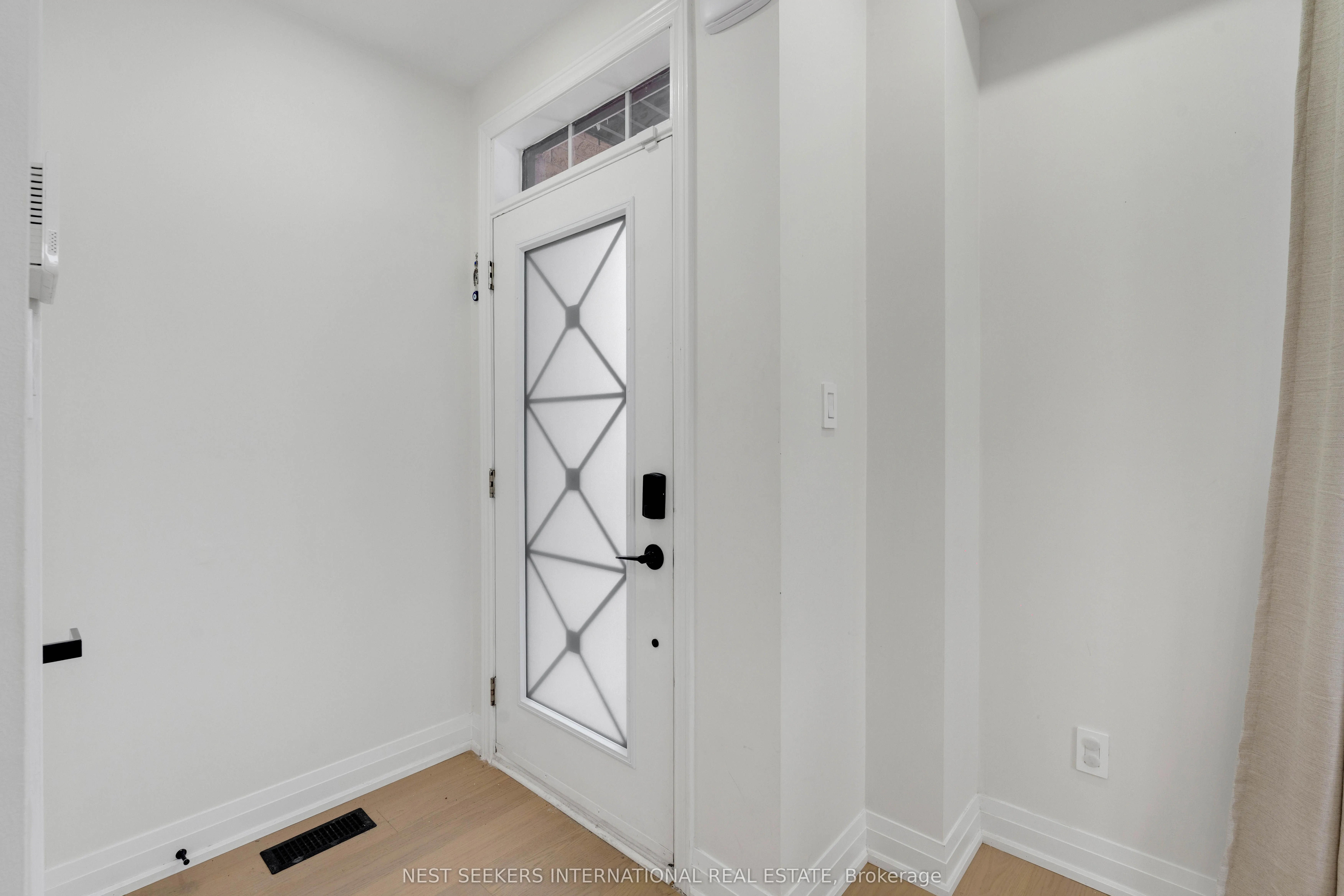 62 Legnano Crescent