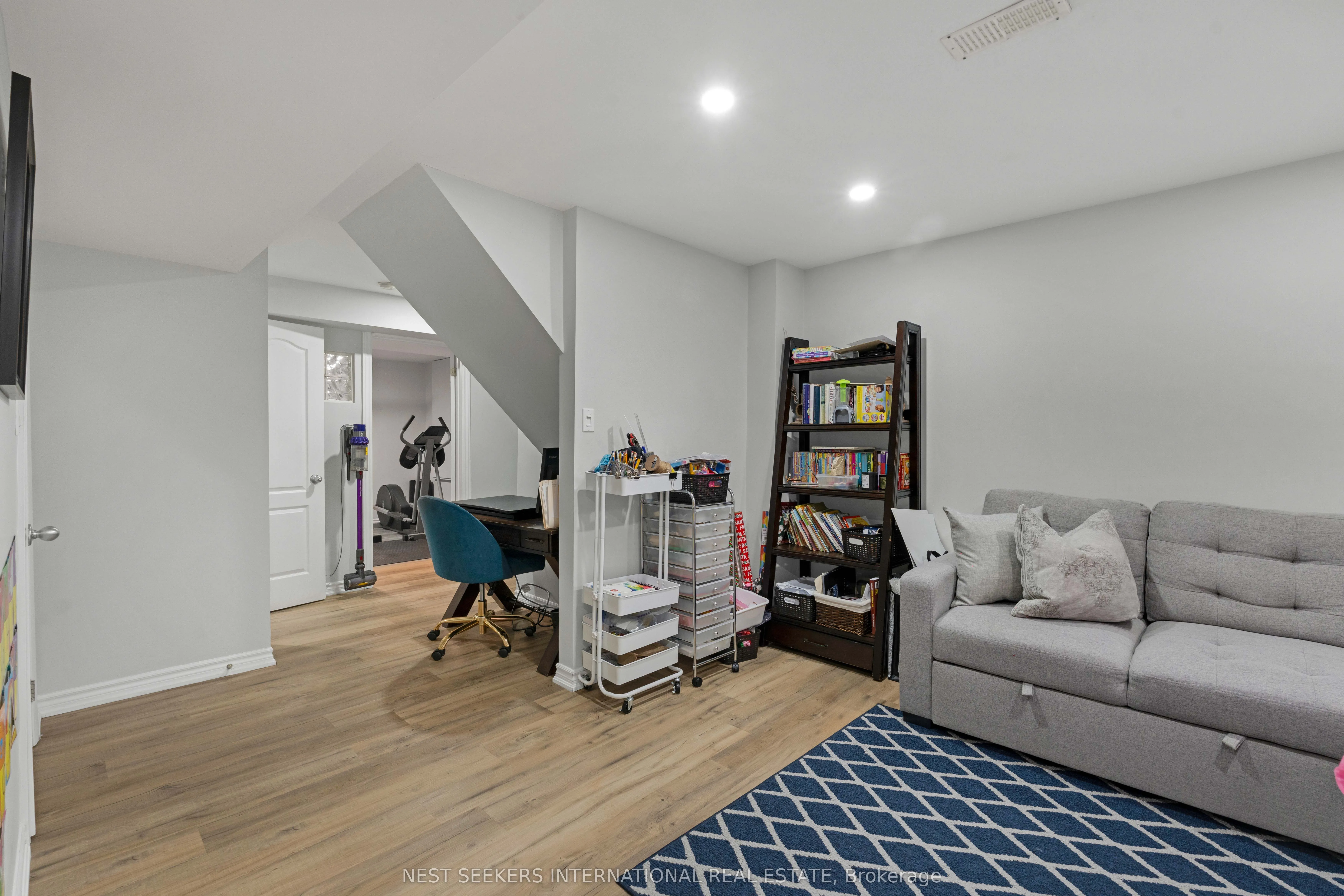 62 Legnano Crescent