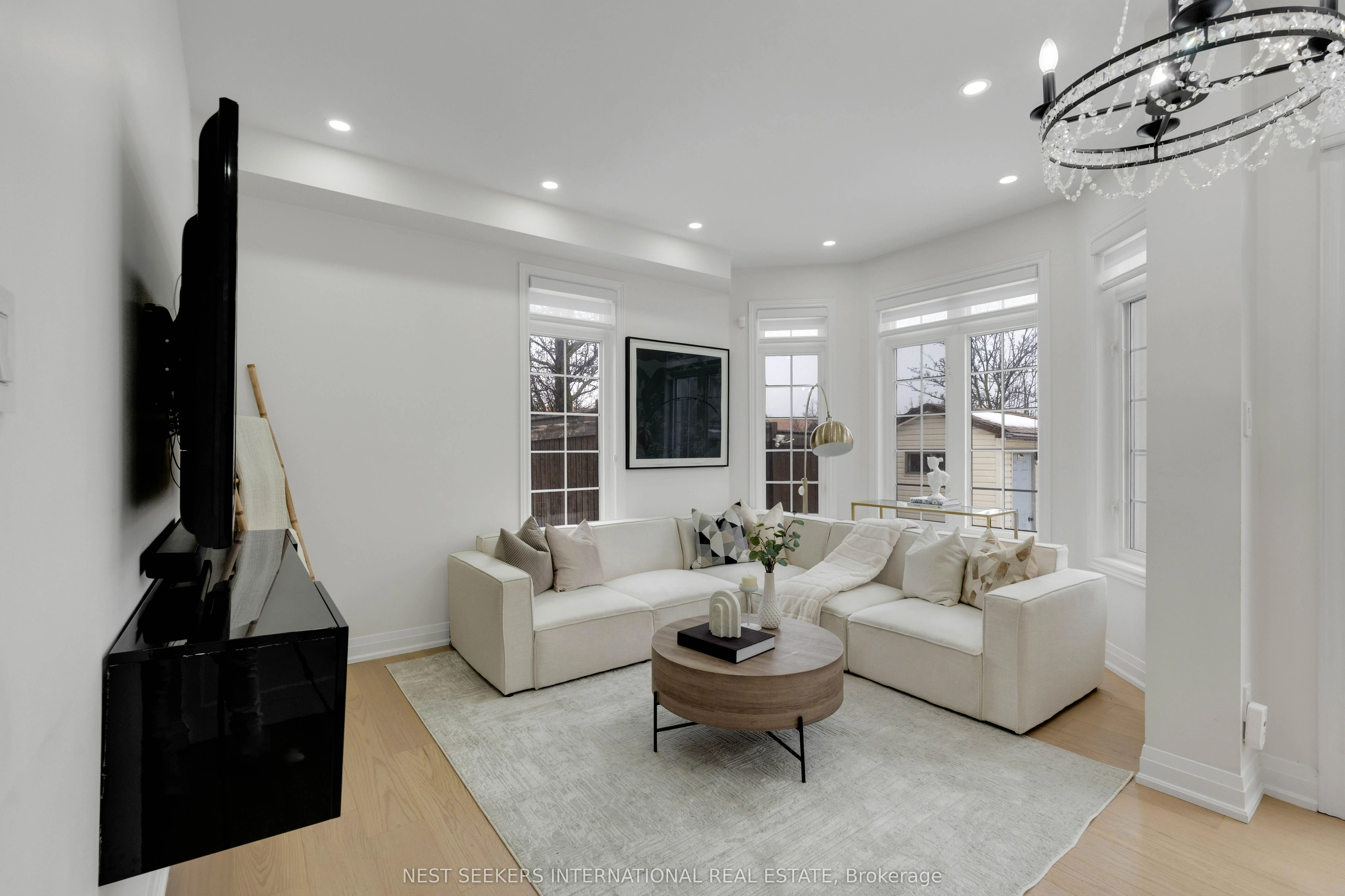 62 Legnano Crescent