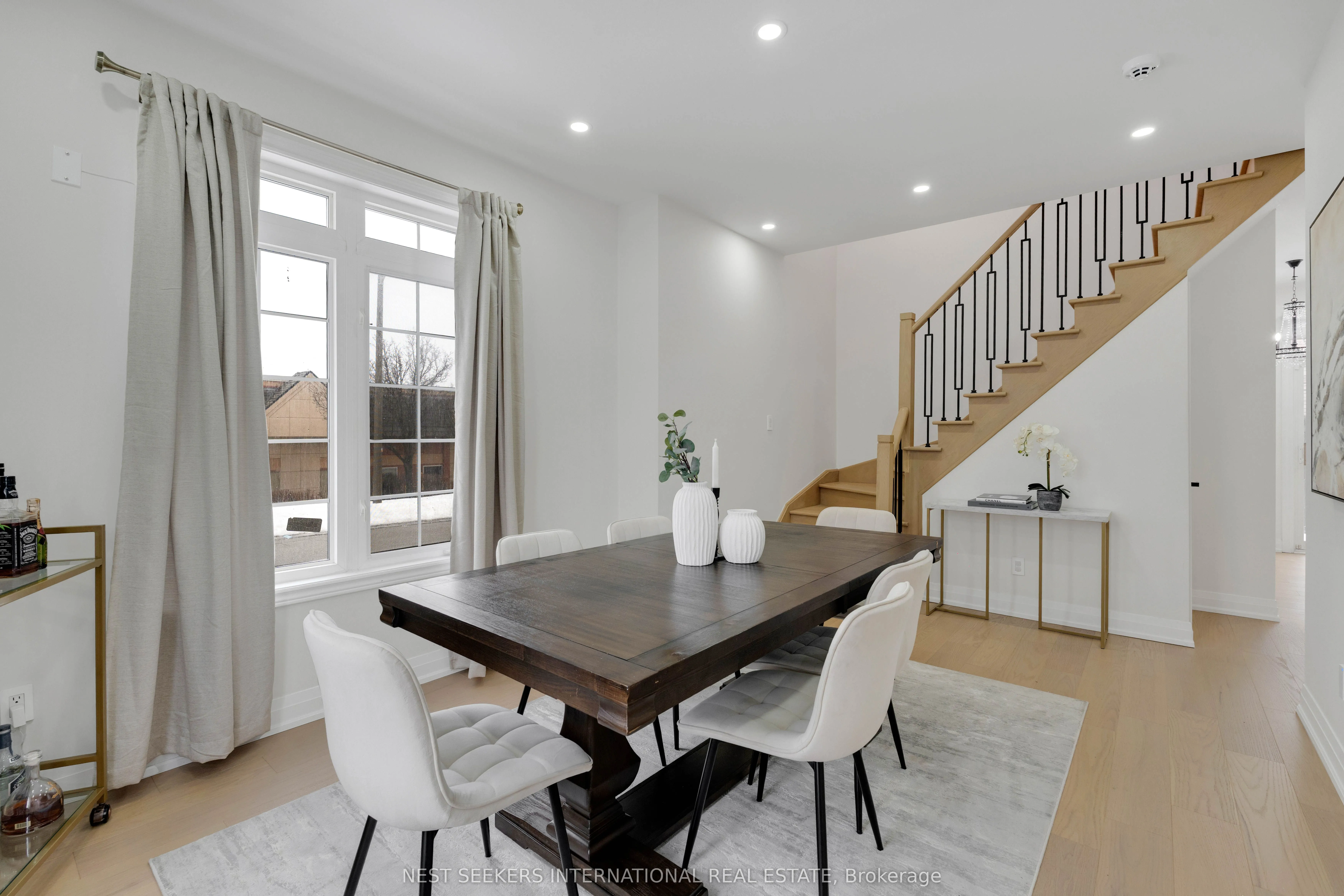 62 Legnano Crescent