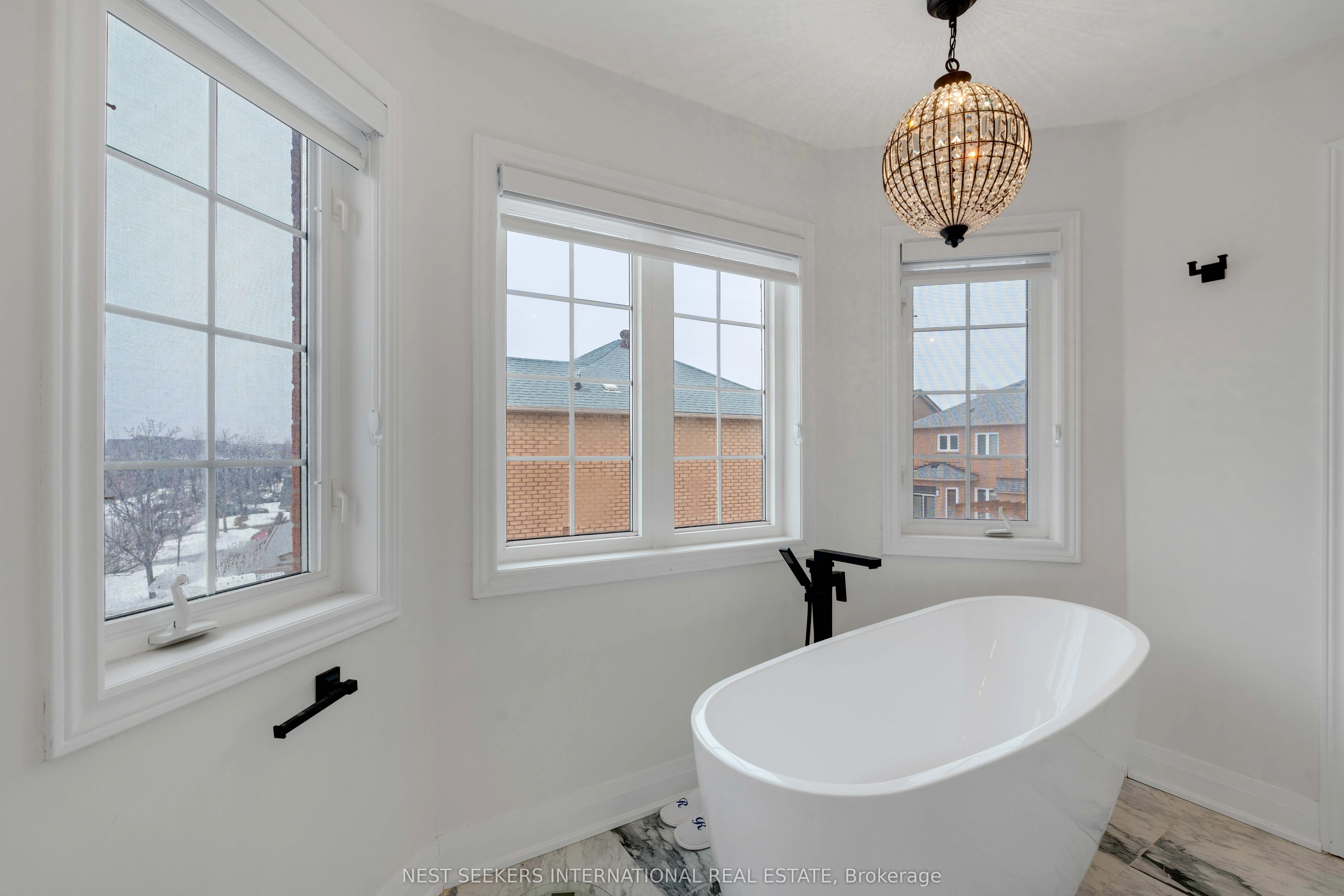 62 Legnano Crescent