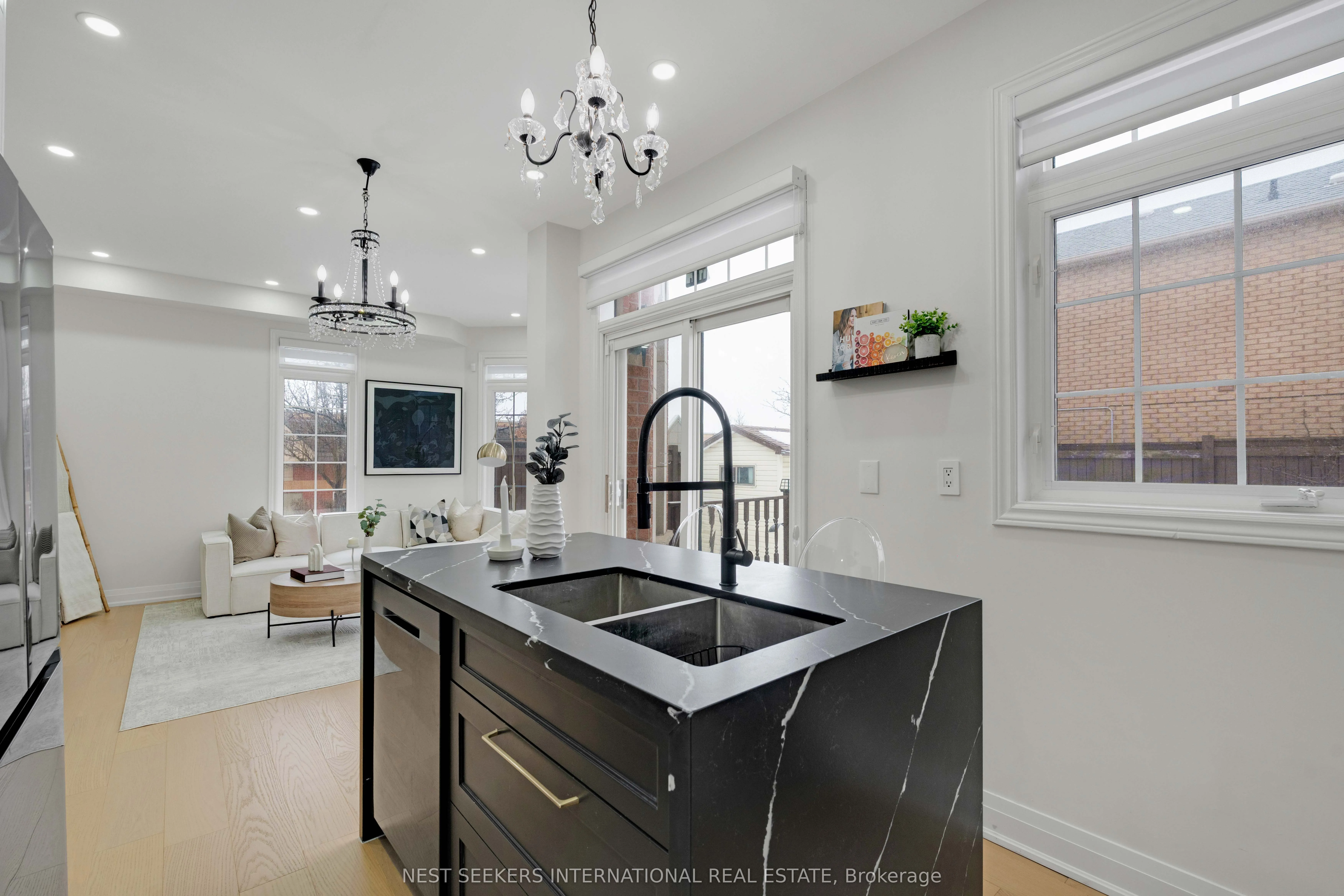 62 Legnano Crescent