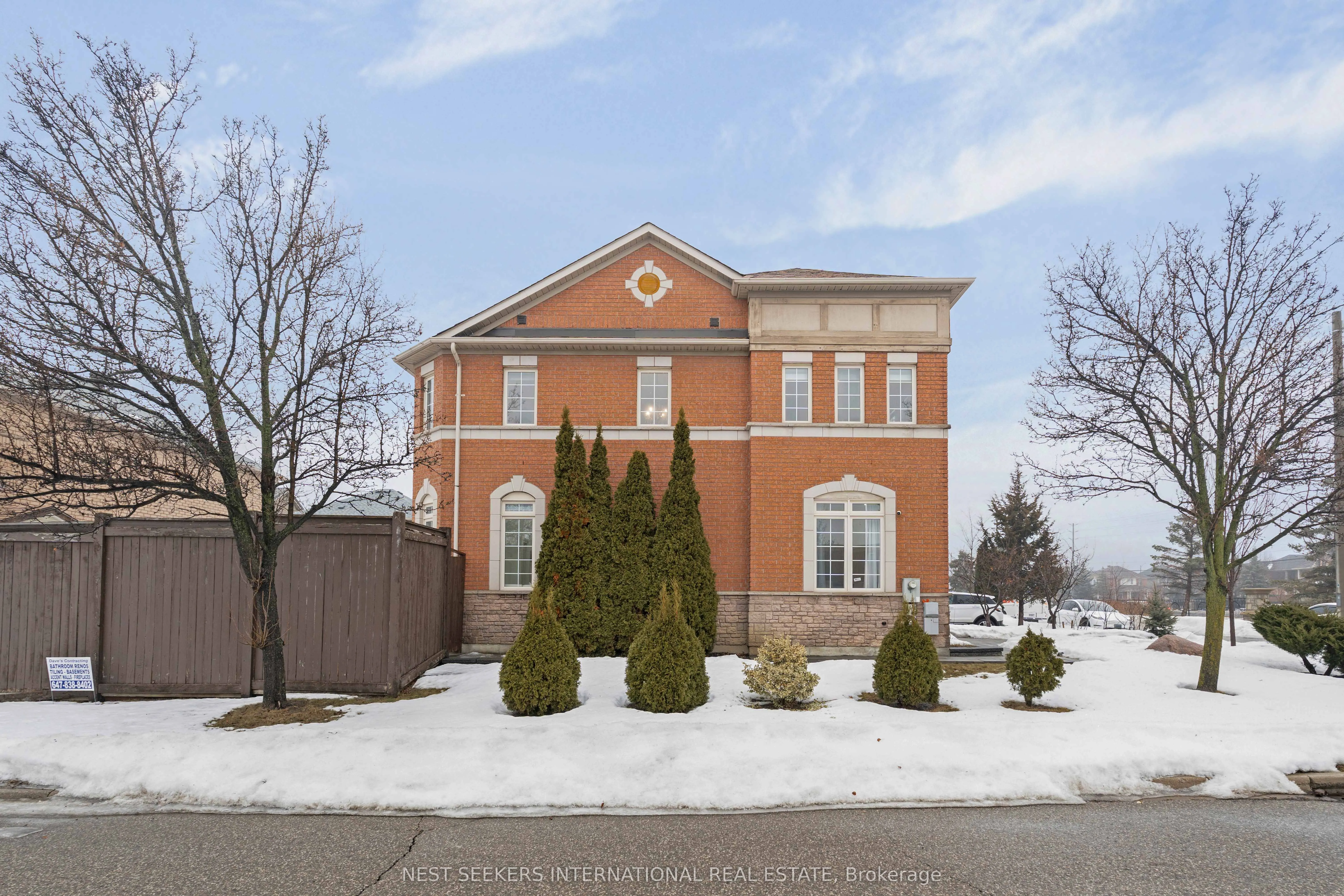 62 Legnano Crescent