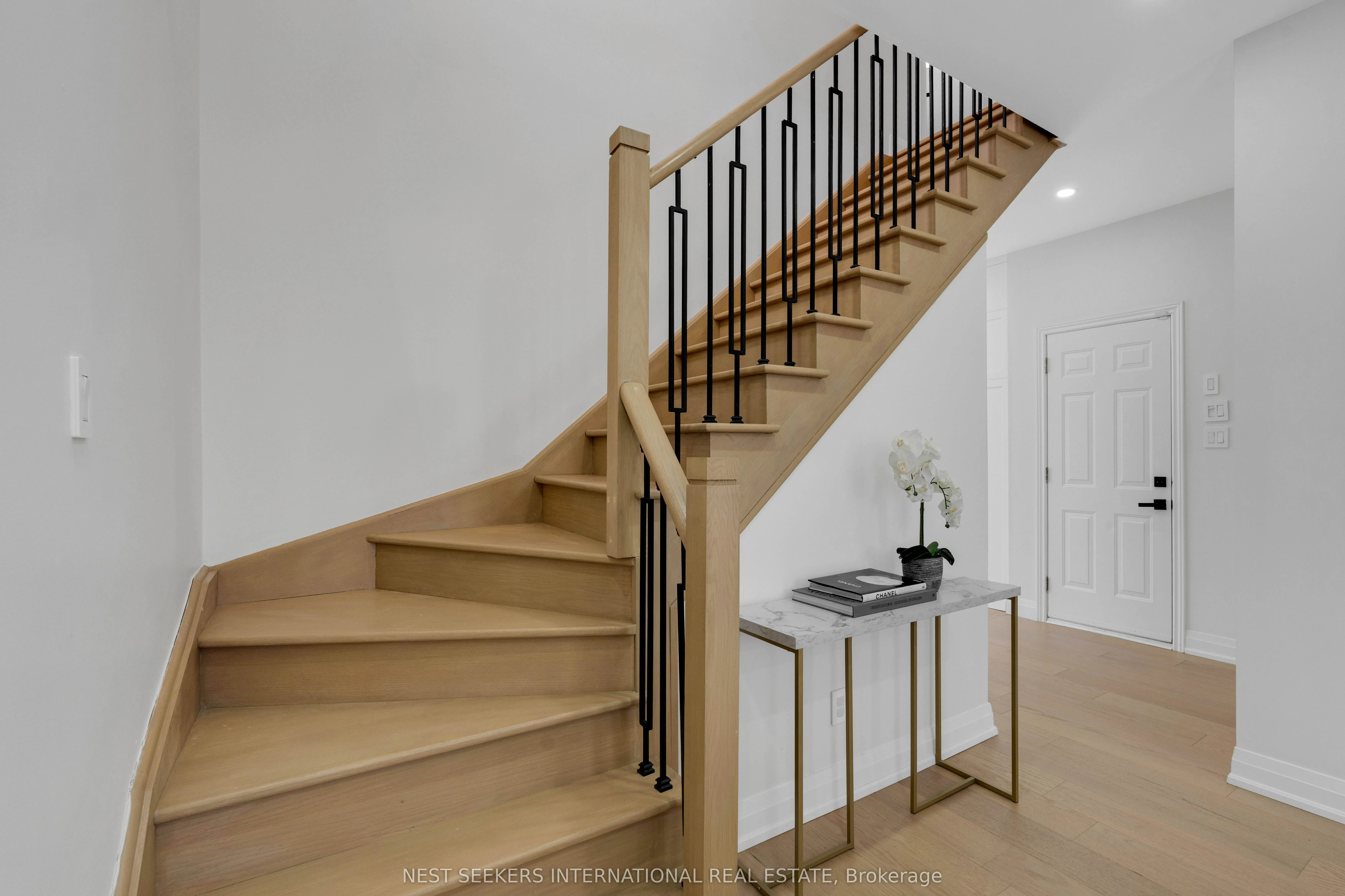 62 Legnano Crescent