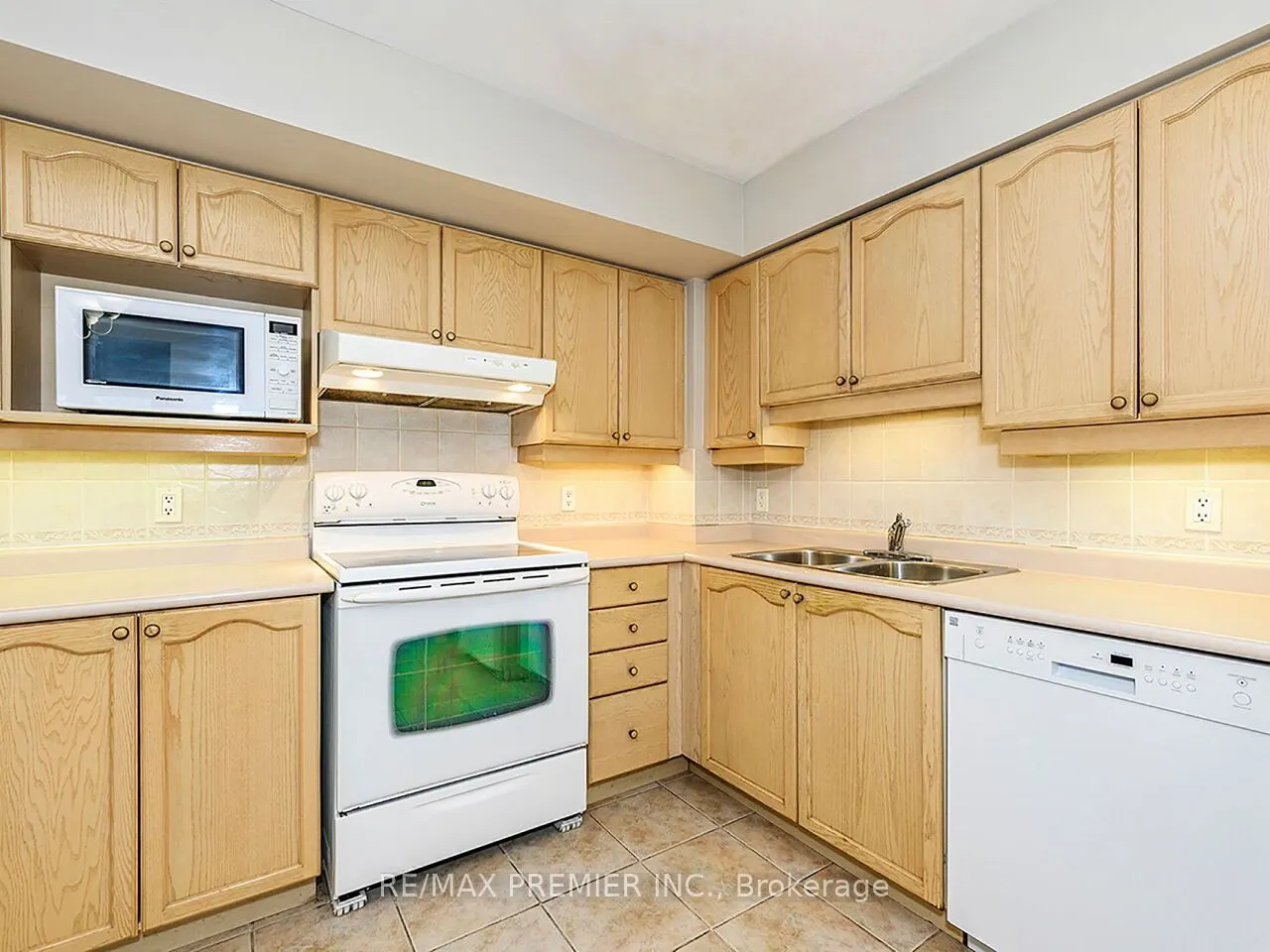 2506 RUTHERFORD Road, #414