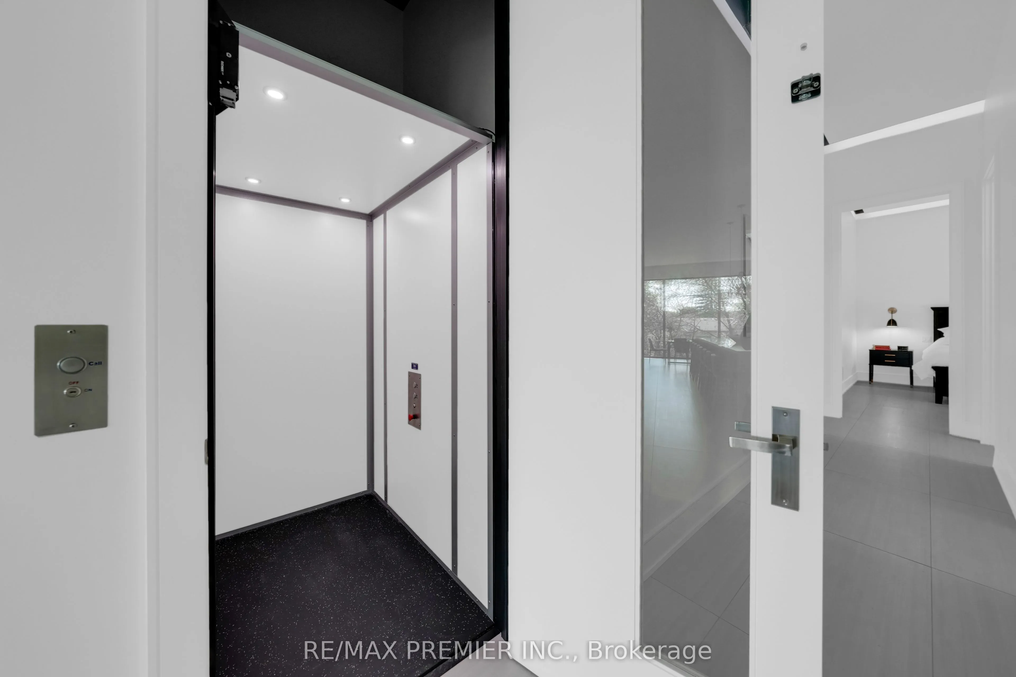 350 Kingscross Drive