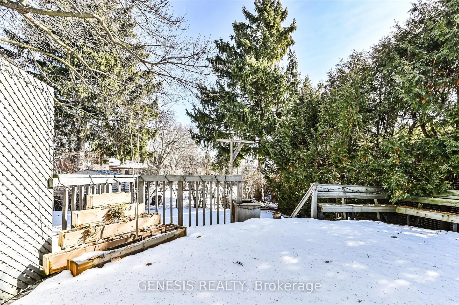 207 Church Street S