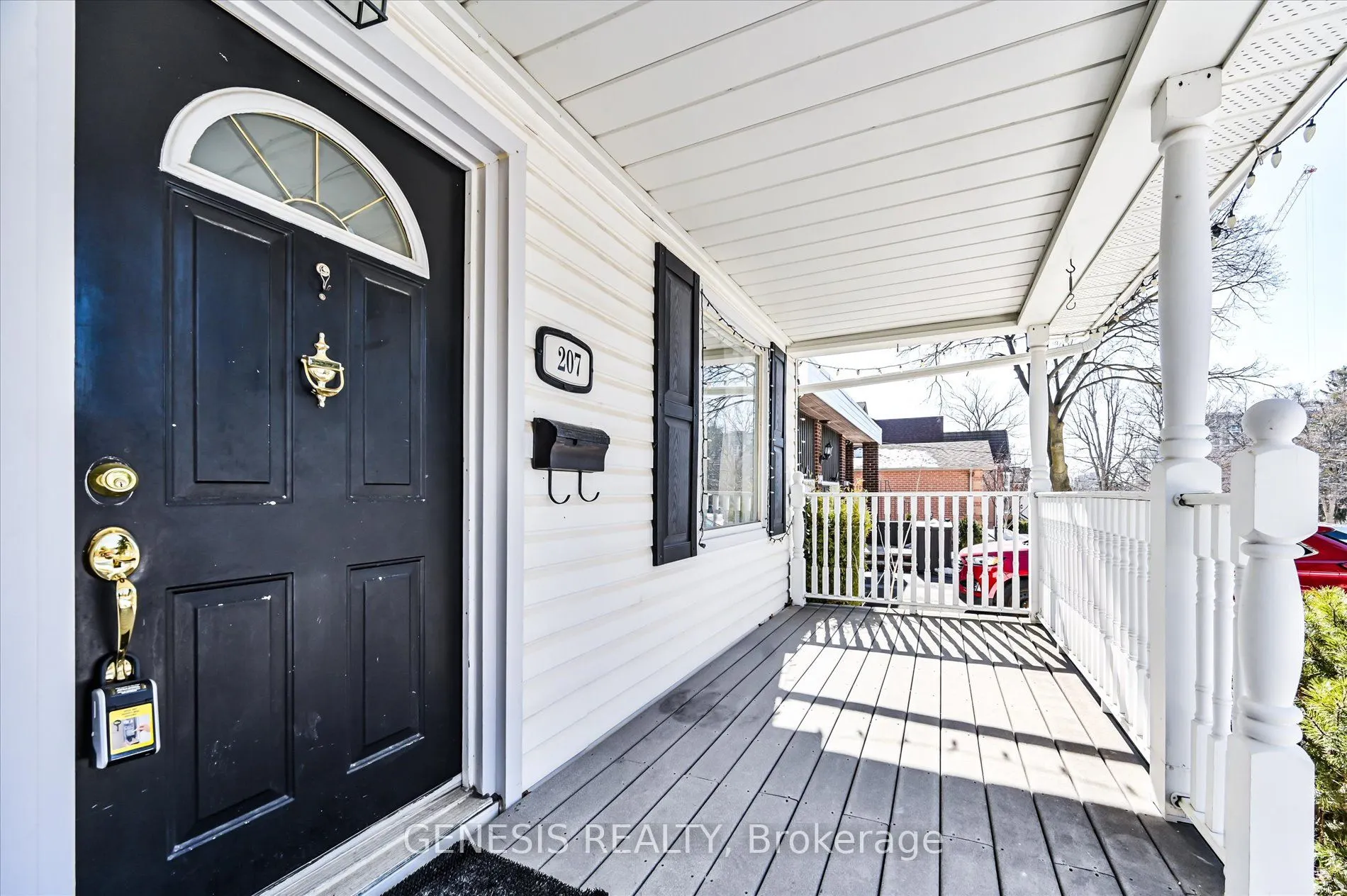 207 Church Street S