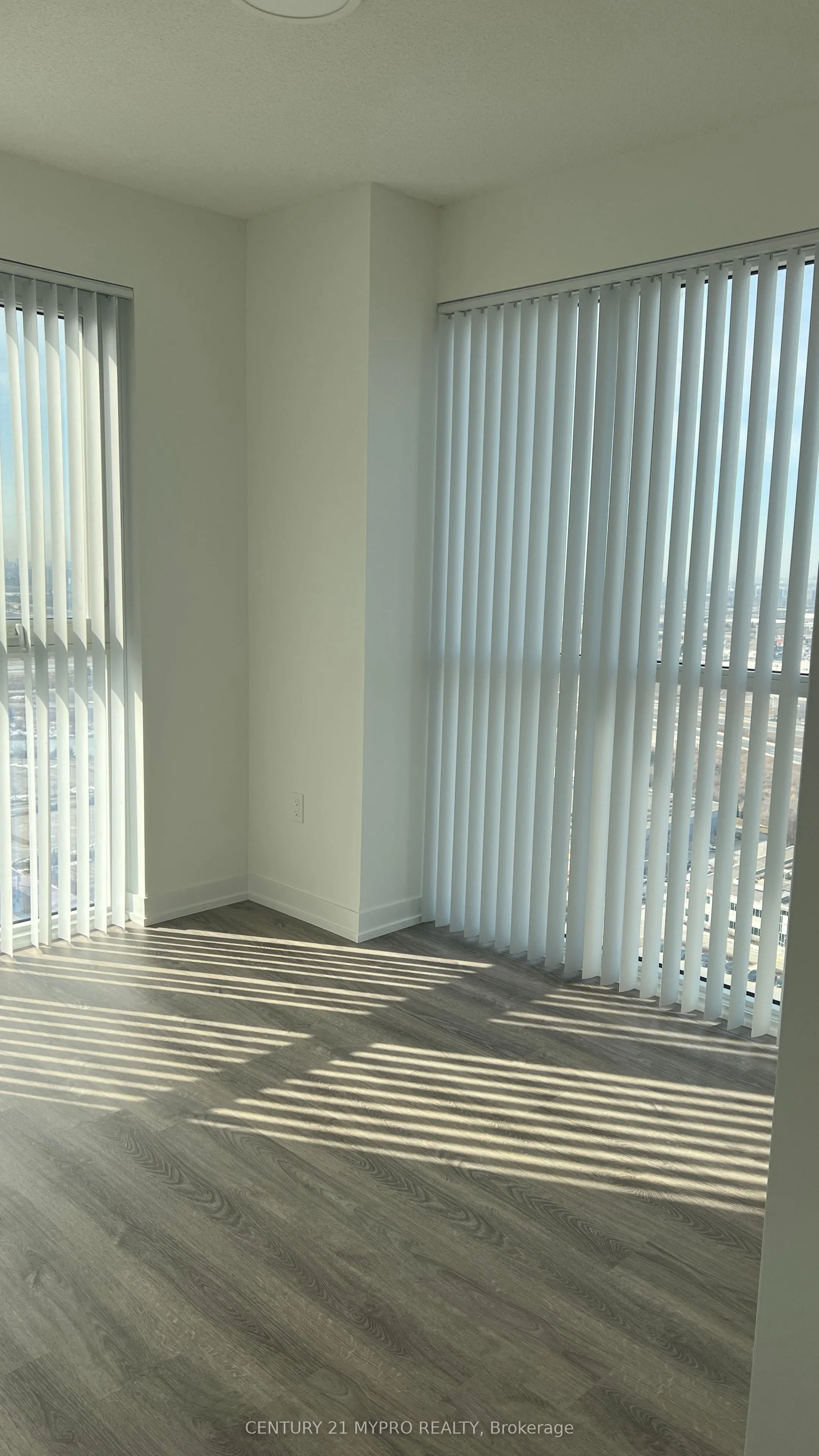 195 Commerce Street, #3006