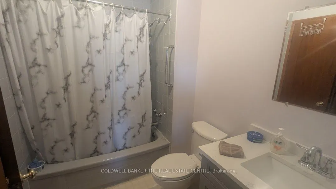 10 Riverley Lane, #2