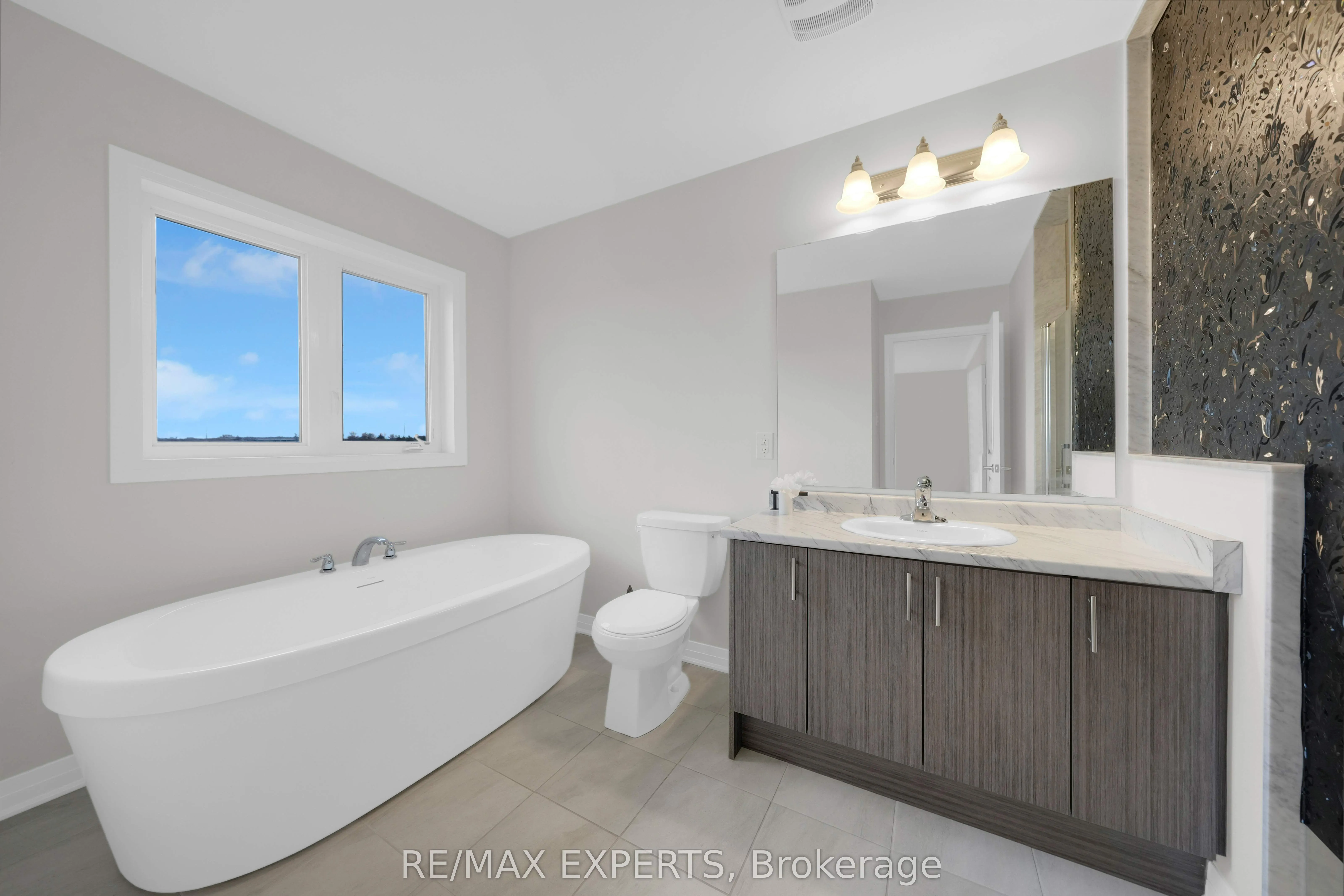 1359 Broderick Street